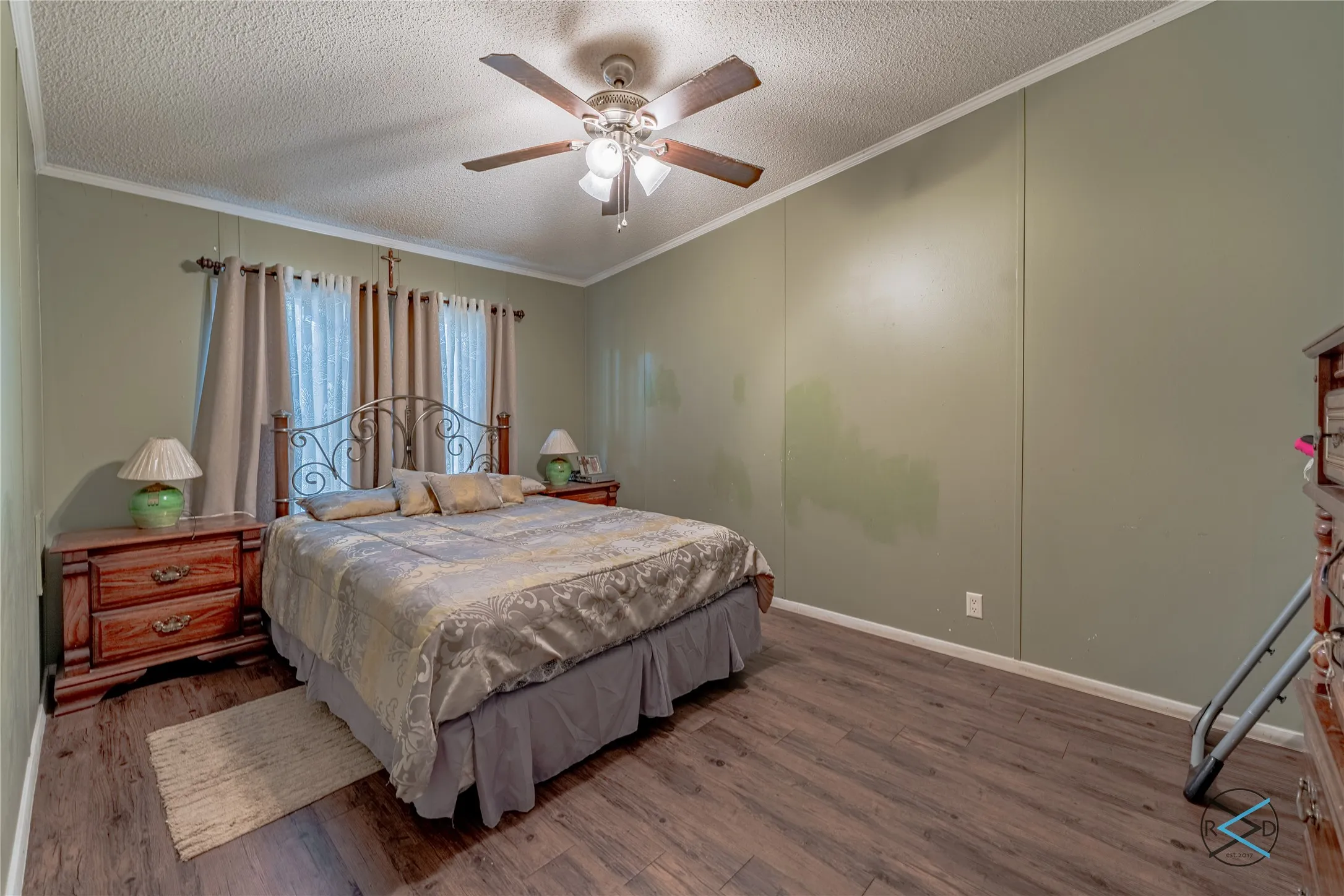 Mobile Home For Sale in Henderson County , 6060 Pinnacle Club Drive, Mabank, Texas 75156, 3 Bedroom, 2 Bathroom, Garage spaces, 1,792 Sqft, built in 2000, mls#21375966, Real Estate Agent in Mabank, Homes For Sale in Henderson county, Homes For Sale in Mabank, Realtor in Mabank Texas, Real Estate Brokerage Independent Realty Texas, Luminita Cordes Realtor
