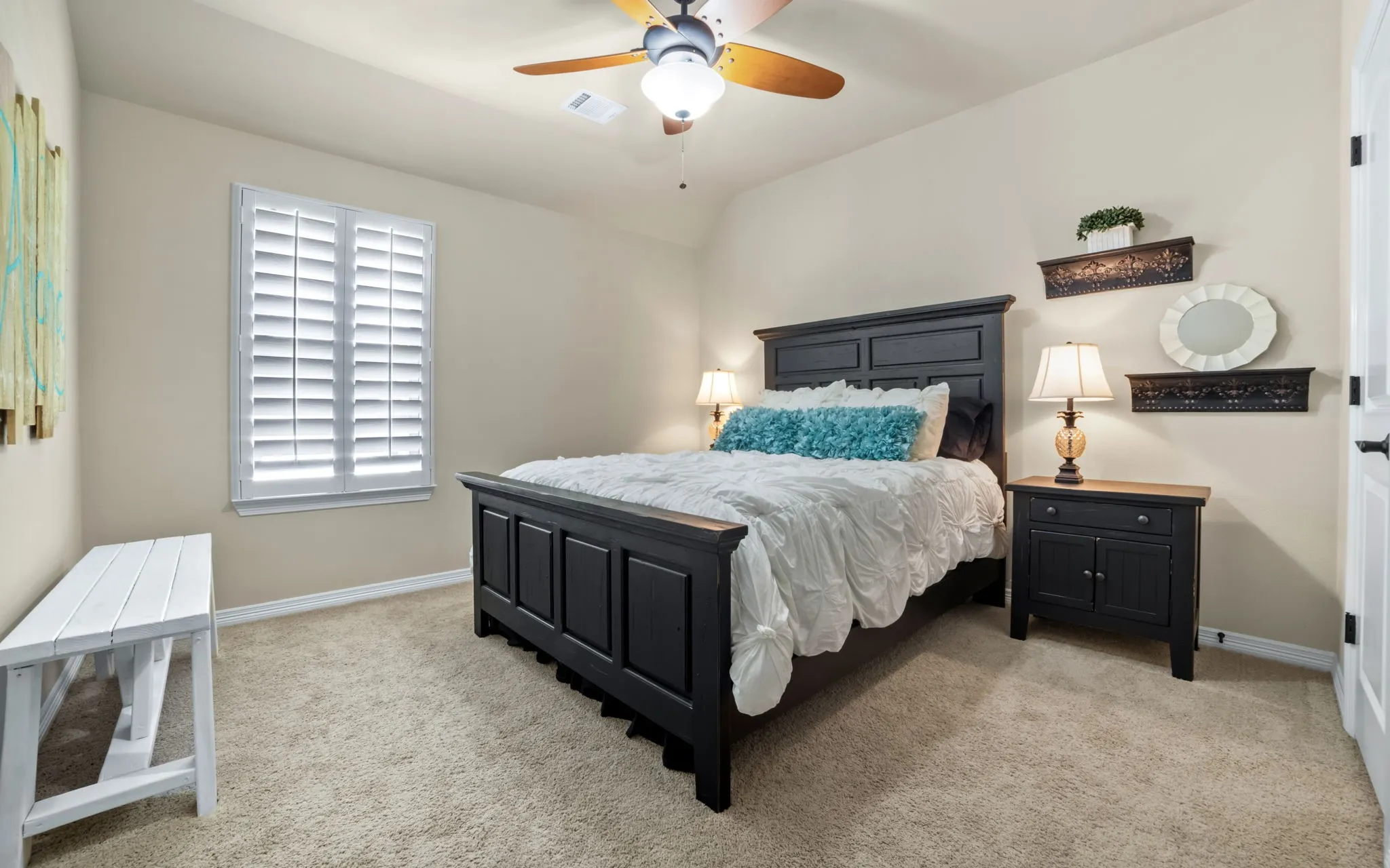 Single Family Residence For Sale in Collin County , 1101 Sonoma Drive, Mc Kinney, Texas 75072, 4 Bedroom, 4 Bathroom, 2 Garage spaces, 3,461 Sqft, built in 2013, mls#21375924, Real Estate Agent in Mc Kinney, Homes For Sale in Collin county, Homes For Sale in Mc Kinney, Realtor in Mc Kinney Texas, Real Estate Brokerage Independent Realty Texas, Luminita Cordes Realtor