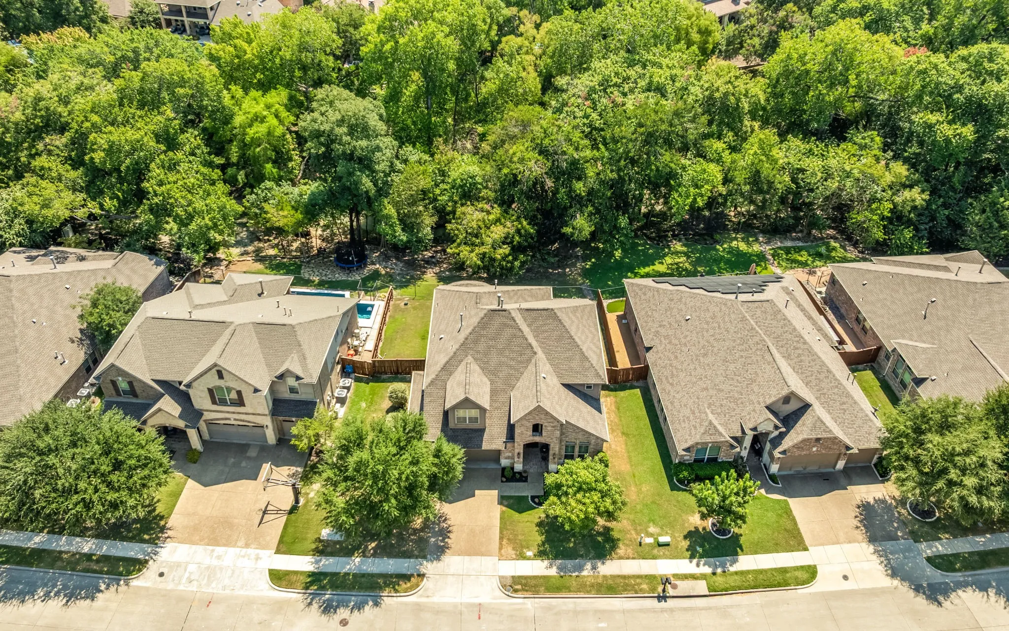 Single Family Residence For Sale in Collin County , 1101 Sonoma Drive, Mc Kinney, Texas 75072, 4 Bedroom, 4 Bathroom, 2 Garage spaces, 3,461 Sqft, built in 2013, mls#21375924, Real Estate Agent in Mc Kinney, Homes For Sale in Collin county, Homes For Sale in Mc Kinney, Realtor in Mc Kinney Texas, Real Estate Brokerage Independent Realty Texas, Luminita Cordes Realtor