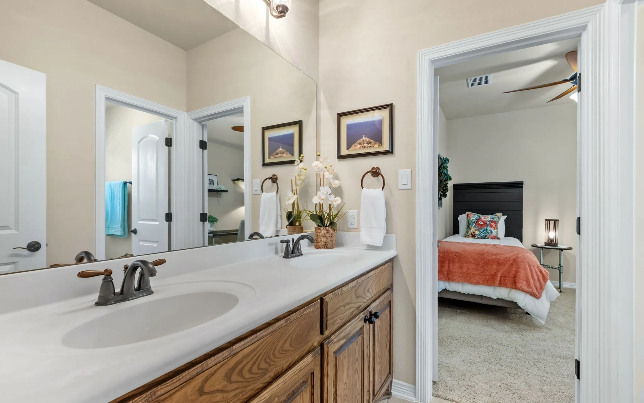 Single Family Residence For Sale in Collin County , 1101 Sonoma Drive, Mc Kinney, Texas 75072, 4 Bedroom, 4 Bathroom, 2 Garage spaces, 3,461 Sqft, built in 2013, mls#21375924, Real Estate Agent in Mc Kinney, Homes For Sale in Collin county, Homes For Sale in Mc Kinney, Realtor in Mc Kinney Texas, Real Estate Brokerage Independent Realty Texas, Luminita Cordes Realtor