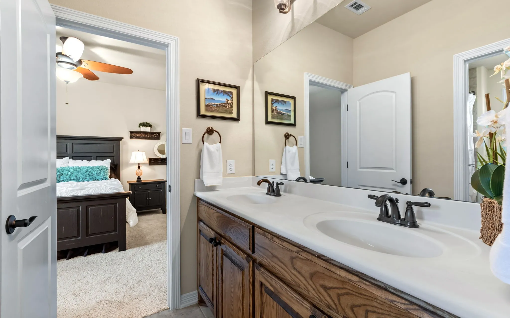 Single Family Residence For Sale in Collin County , 1101 Sonoma Drive, Mc Kinney, Texas 75072, 4 Bedroom, 4 Bathroom, 2 Garage spaces, 3,461 Sqft, built in 2013, mls#21375924, Real Estate Agent in Mc Kinney, Homes For Sale in Collin county, Homes For Sale in Mc Kinney, Realtor in Mc Kinney Texas, Real Estate Brokerage Independent Realty Texas, Luminita Cordes Realtor