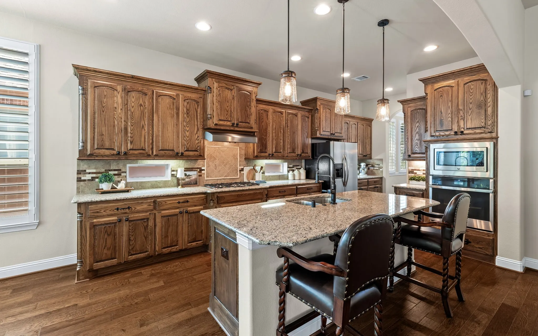 Single Family Residence For Sale in Collin County , 1101 Sonoma Drive, Mc Kinney, Texas 75072, 4 Bedroom, 4 Bathroom, 2 Garage spaces, 3,461 Sqft, built in 2013, mls#21375924, Real Estate Agent in Mc Kinney, Homes For Sale in Collin county, Homes For Sale in Mc Kinney, Realtor in Mc Kinney Texas, Real Estate Brokerage Independent Realty Texas, Luminita Cordes Realtor