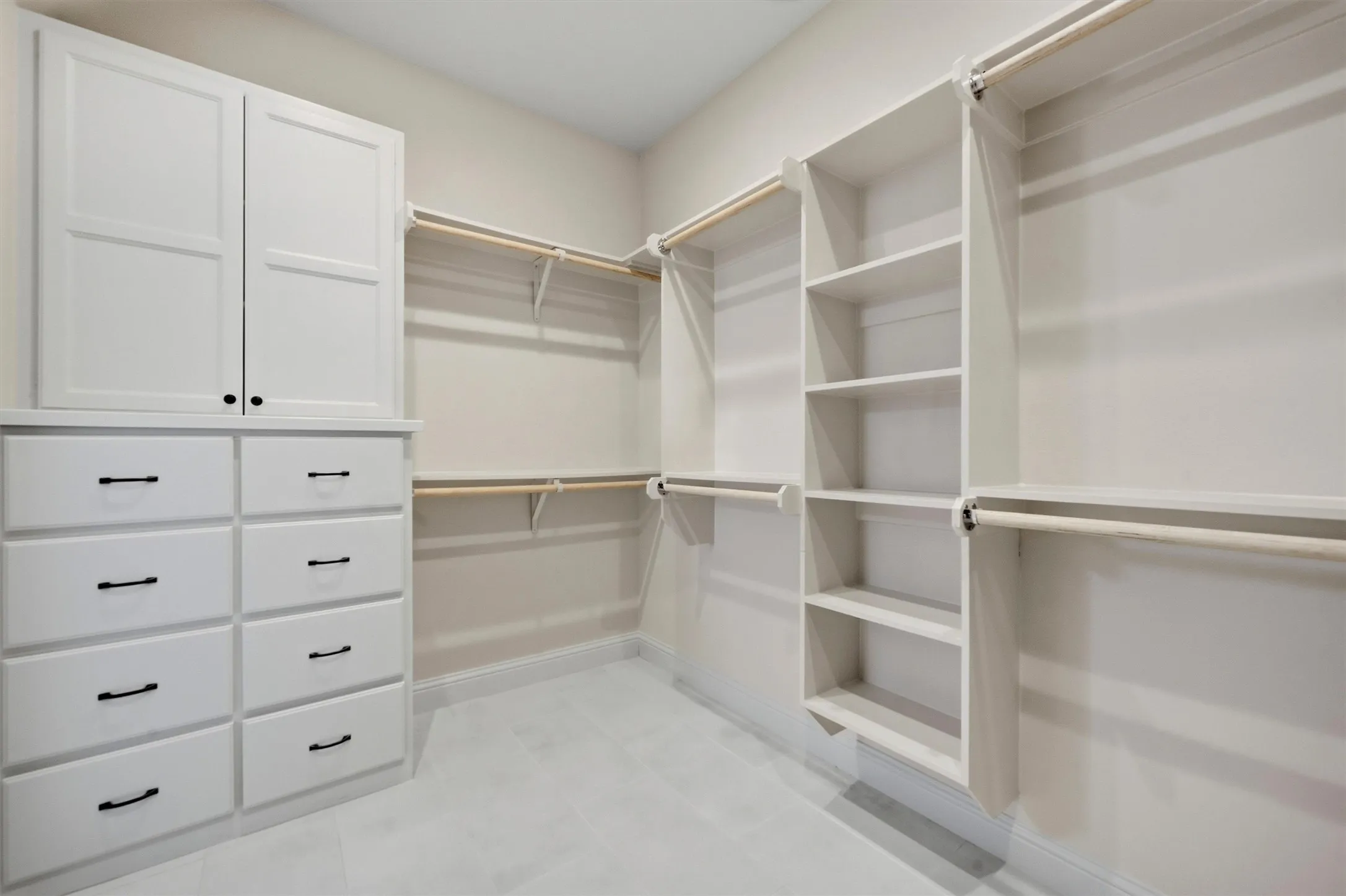 Master Custom Closet