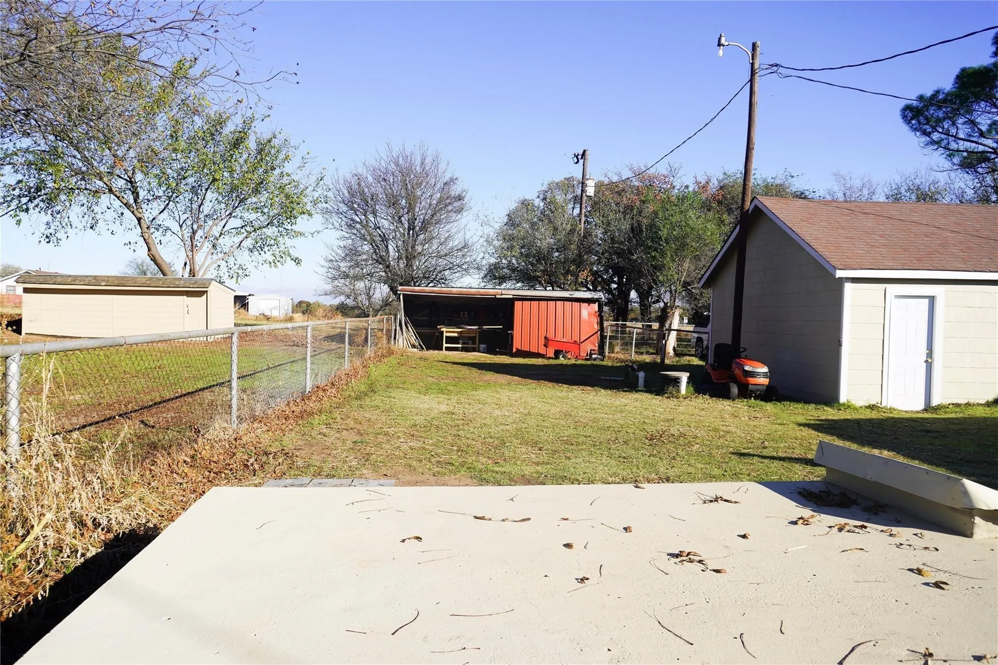 Single Family Residence For Sale in Montague County , 7498 State Highway 175, Montague, Texas 76251, 3 Bedroom, 1 Bathroom, 2 Garage spaces, 1,541 Sqft, built in 1950, mls#21376082, Real Estate Agent in Montague, Homes For Sale in Montague county, Homes For Sale in Montague, Realtor in Montague Texas, Real Estate Brokerage Independent Realty Texas, Luminita Cordes Realtor