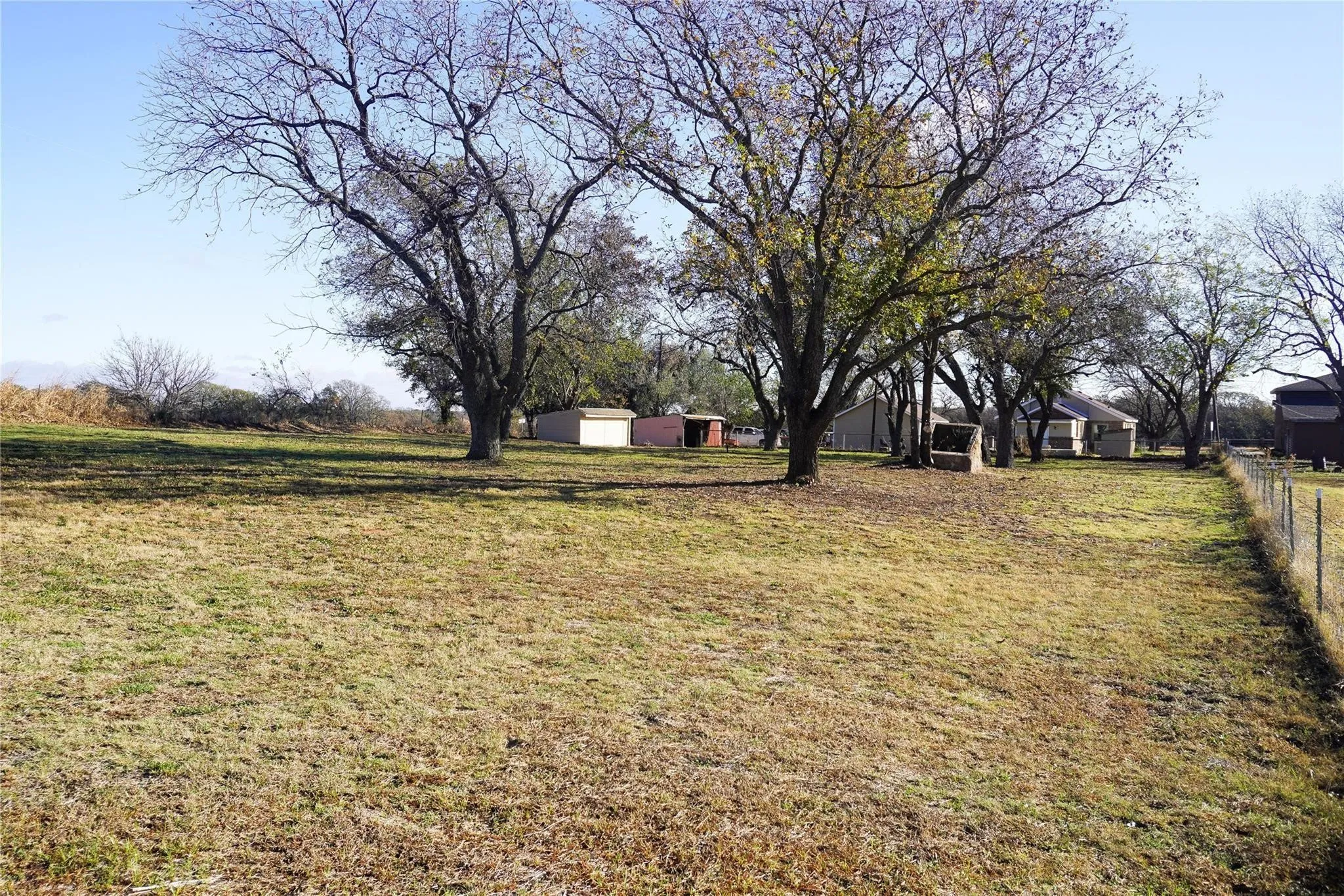 Single Family Residence For Sale in Montague County , 7498 State Highway 175, Montague, Texas 76251, 3 Bedroom, 1 Bathroom, 2 Garage spaces, 1,541 Sqft, built in 1950, mls#21376082, Real Estate Agent in Montague, Homes For Sale in Montague county, Homes For Sale in Montague, Realtor in Montague Texas, Real Estate Brokerage Independent Realty Texas, Luminita Cordes Realtor