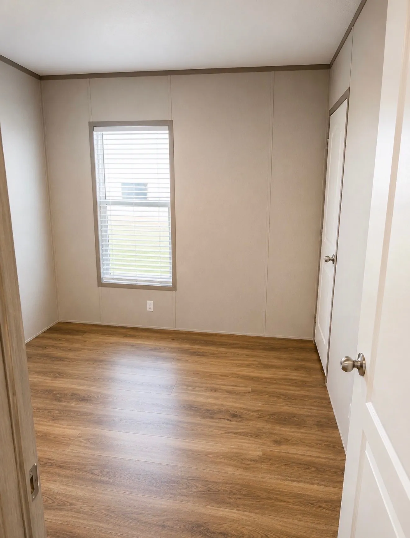 Mobile Home For Sale in Van Zandt County , 165 Private Road 6047, Wills Point, Texas 75169, 6 Bedroom, 4 Bathroom, Garage spaces, 2,500 Sqft, built in 2022, mls#21374907, Real Estate Agent in Wills Point, Homes For Sale in Van Zandt county, Homes For Sale in Wills Point, Realtor in Wills Point Texas, Real Estate Brokerage Independent Realty Texas, Luminita Cordes Realtor