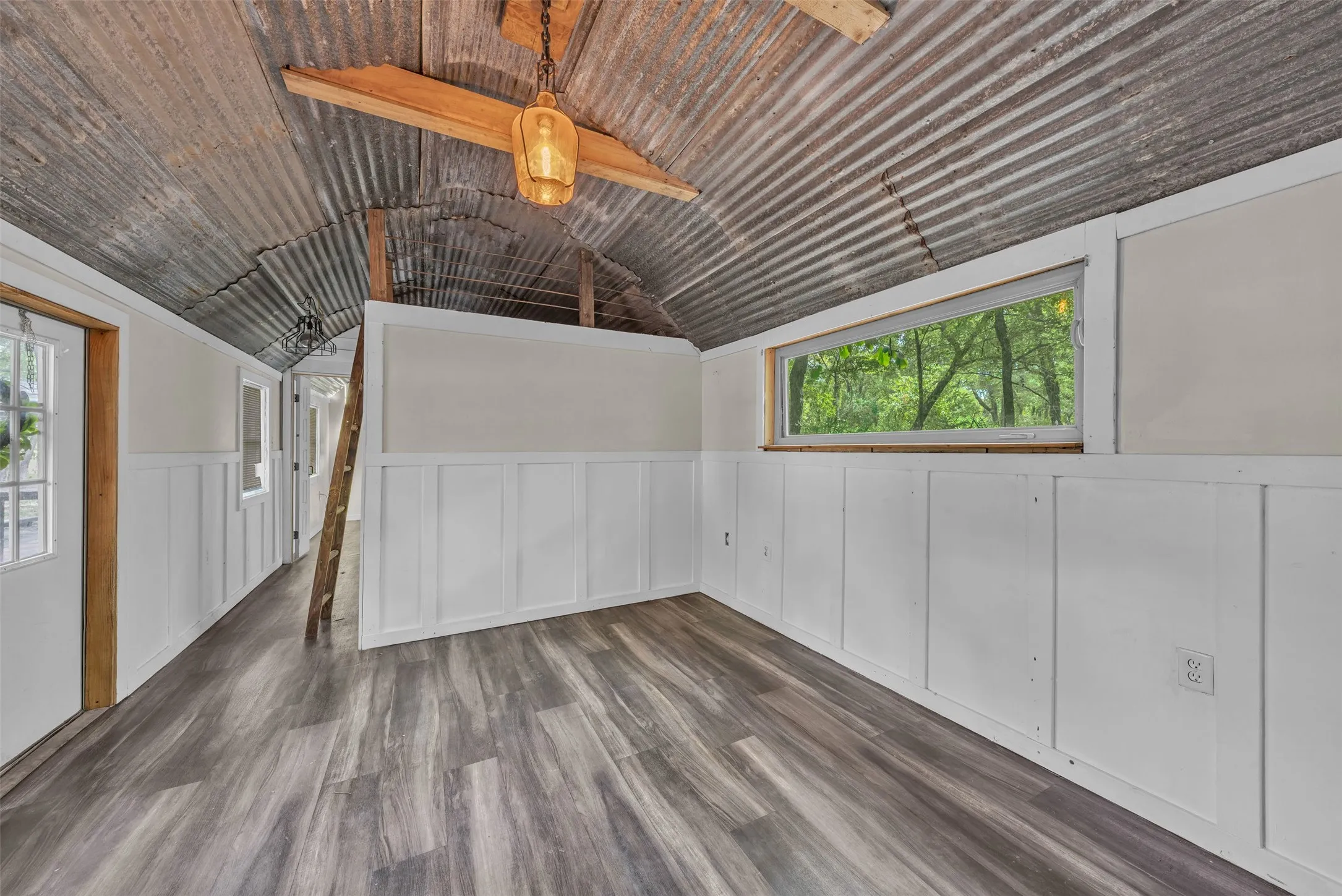 Mobile Home For Sale in Van Zandt County , 165 Private Road 6047, Wills Point, Texas 75169, 6 Bedroom, 4 Bathroom, Garage spaces, 2,500 Sqft, built in 2022, mls#21374907, Real Estate Agent in Wills Point, Homes For Sale in Van Zandt county, Homes For Sale in Wills Point, Realtor in Wills Point Texas, Real Estate Brokerage Independent Realty Texas, Luminita Cordes Realtor