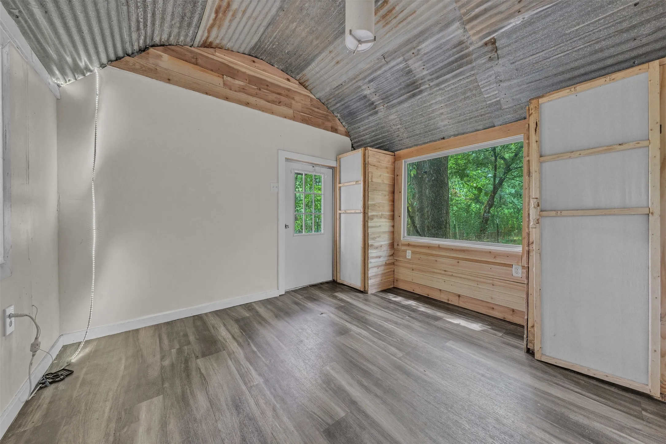 Mobile Home For Sale in Van Zandt County , 165 Private Road 6047, Wills Point, Texas 75169, 6 Bedroom, 4 Bathroom, Garage spaces, 2,500 Sqft, built in 2022, mls#21374907, Real Estate Agent in Wills Point, Homes For Sale in Van Zandt county, Homes For Sale in Wills Point, Realtor in Wills Point Texas, Real Estate Brokerage Independent Realty Texas, Luminita Cordes Realtor