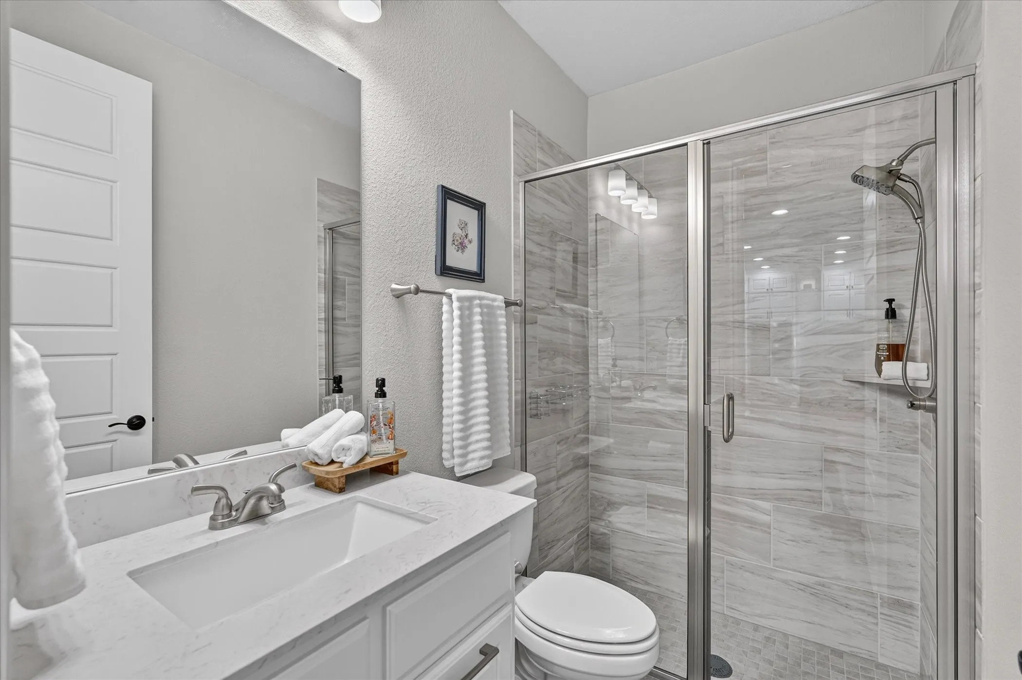 Single Family Residence For Sale in Collin County , 8400 Brookhaven Drive, Mc Kinney, Texas 75071, 4 Bedroom, 3 Bathroom, 2 Garage spaces, 2,315 Sqft, built in 2024, mls#21371157, Real Estate Agent in Mc Kinney, Homes For Sale in Collin county, Homes For Sale in Mc Kinney, Realtor in Mc Kinney Texas, Real Estate Brokerage Independent Realty Texas, Luminita Cordes Realtor