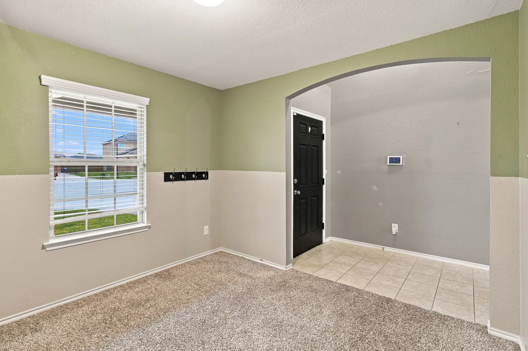 Single Family Residence For Sale in Collin County , 1404 Diamond Court, Princeton, Texas 75407, 5 Bedroom, 4 Bathroom, 2 Garage spaces, 2,338 Sqft, built in 2017, mls#21371756, Real Estate Agent in Princeton, Homes For Sale in Collin county, Homes For Sale in Princeton, Realtor in Princeton Texas, Real Estate Brokerage Independent Realty Texas, Luminita Cordes Realtor