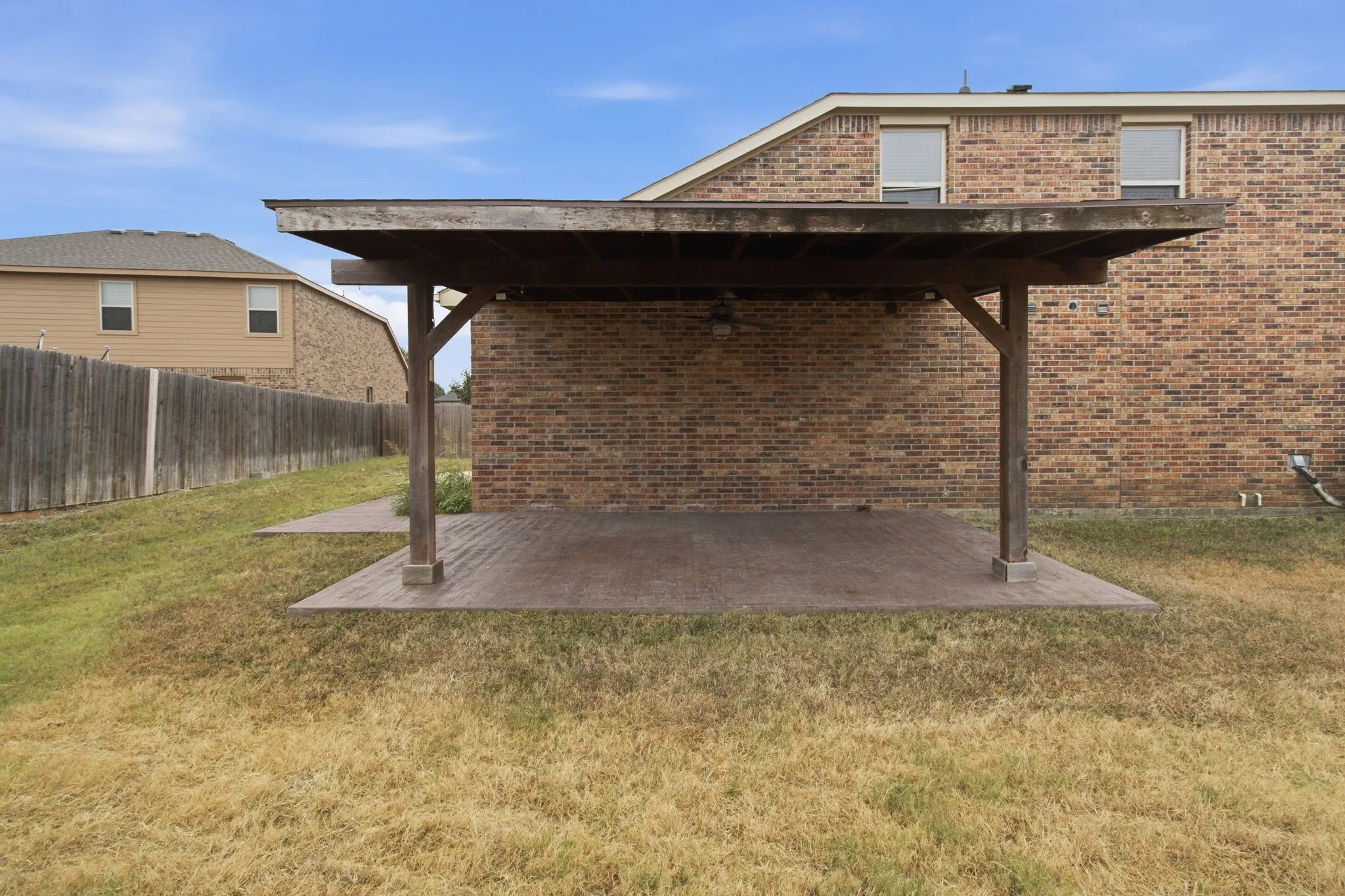 Single Family Residence For Sale in Collin County , 1404 Diamond Court, Princeton, Texas 75407, 5 Bedroom, 4 Bathroom, 2 Garage spaces, 2,338 Sqft, built in 2017, mls#21371756, Real Estate Agent in Princeton, Homes For Sale in Collin county, Homes For Sale in Princeton, Realtor in Princeton Texas, Real Estate Brokerage Independent Realty Texas, Luminita Cordes Realtor