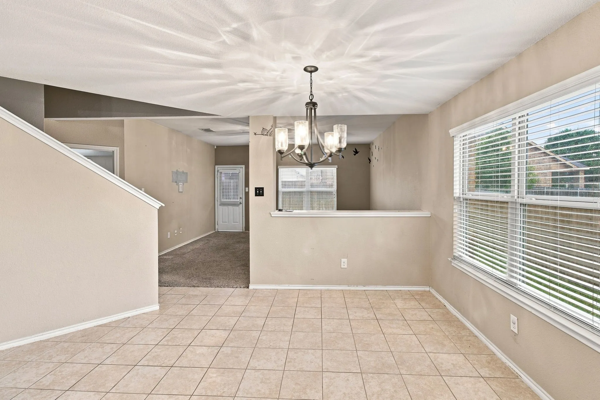 Single Family Residence For Sale in Collin County , 1404 Diamond Court, Princeton, Texas 75407, 5 Bedroom, 4 Bathroom, 2 Garage spaces, 2,338 Sqft, built in 2017, mls#21371756, Real Estate Agent in Princeton, Homes For Sale in Collin county, Homes For Sale in Princeton, Realtor in Princeton Texas, Real Estate Brokerage Independent Realty Texas, Luminita Cordes Realtor