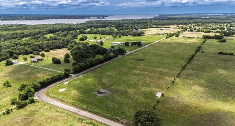 Single Family Residence For Sale in Hunt County , 5452 COUNTY ROAD 3521, Quinlan, Texas 75474, 3 Bedroom, 3 Bathroom, 2 Garage spaces, 1,775 Sqft, built in 2026, mls#21376165, Real Estate Agent in Quinlan, Homes For Sale in Hunt county, Homes For Sale in Quinlan, Realtor in Quinlan Texas, Real Estate Brokerage Independent Realty Texas, Luminita Cordes Realtor