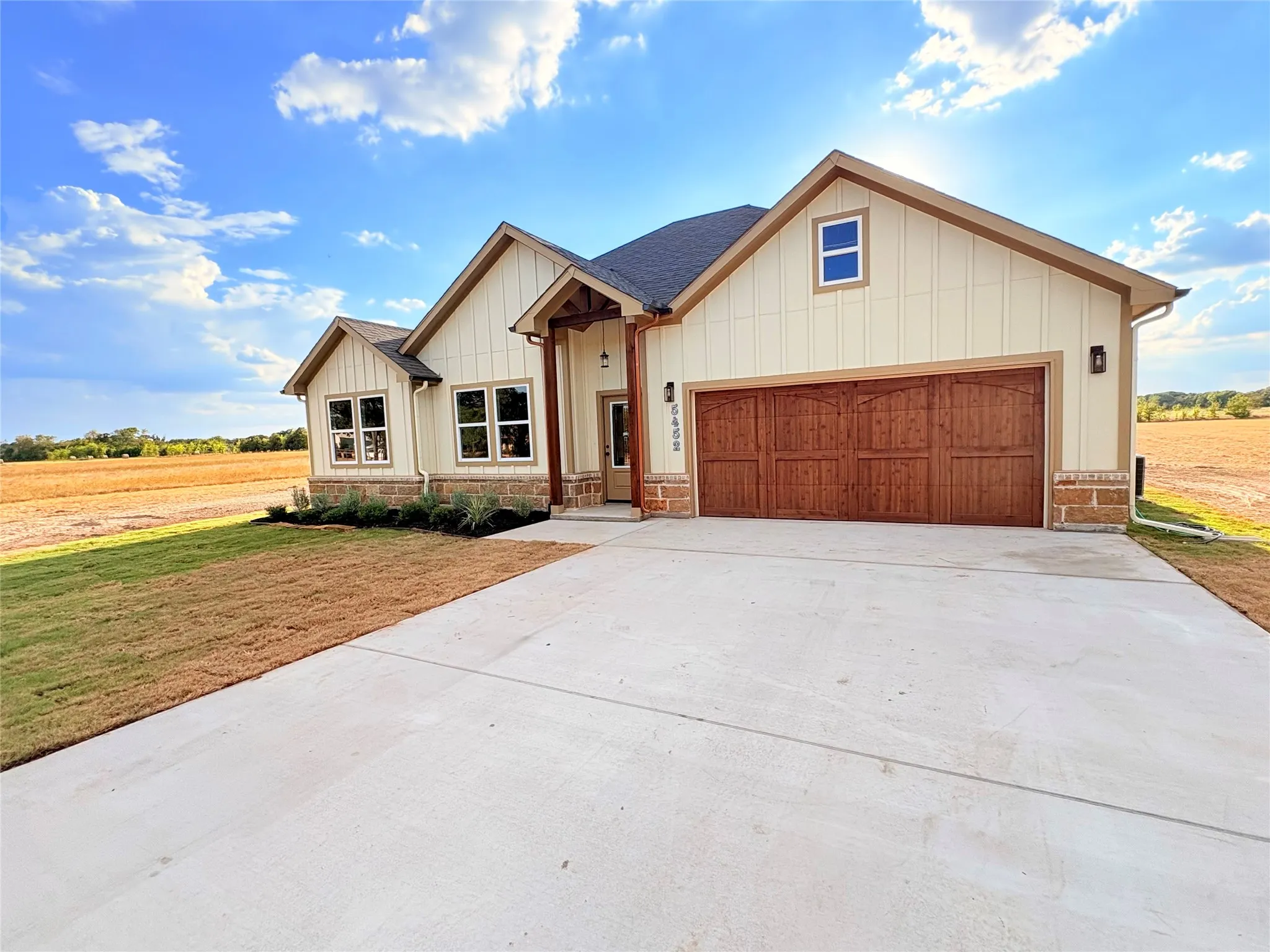 Single Family Residence For Sale in Hunt County , 5452 COUNTY ROAD 3521, Quinlan, Texas 75474, 3 Bedroom, 3 Bathroom, 2 Garage spaces, 1,775 Sqft, built in 2026, mls#21376165, Real Estate Agent in Quinlan, Homes For Sale in Hunt county, Homes For Sale in Quinlan, Realtor in Quinlan Texas, Real Estate Brokerage Independent Realty Texas, Luminita Cordes Realtor