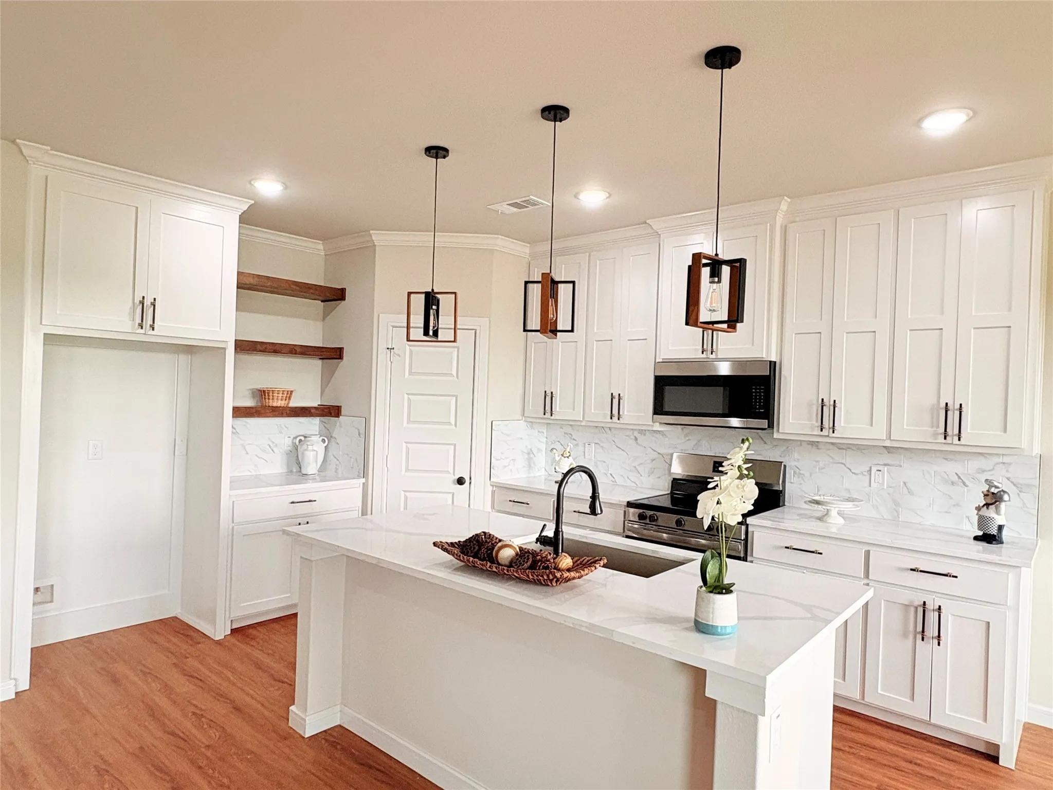 Single Family Residence For Sale in Hunt County , 5452 COUNTY ROAD 3521, Quinlan, Texas 75474, 3 Bedroom, 3 Bathroom, 2 Garage spaces, 1,775 Sqft, built in 2026, mls#21376165, Real Estate Agent in Quinlan, Homes For Sale in Hunt county, Homes For Sale in Quinlan, Realtor in Quinlan Texas, Real Estate Brokerage Independent Realty Texas, Luminita Cordes Realtor
