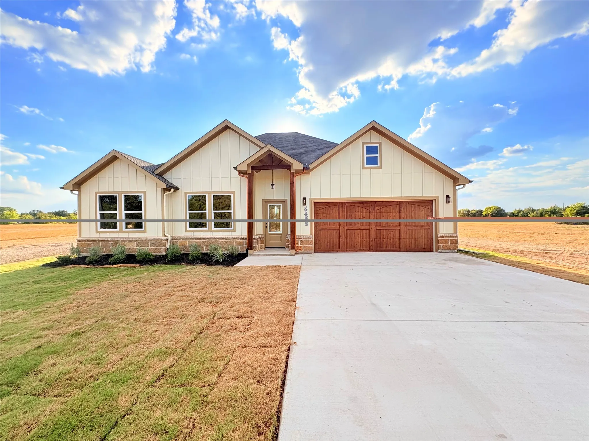 Single Family Residence For Sale in Hunt County , 5452 COUNTY ROAD 3521, Quinlan, Texas 75474, 3 Bedroom, 3 Bathroom, 2 Garage spaces, 1,775 Sqft, built in 2026, mls#21376165, Real Estate Agent in Quinlan, Homes For Sale in Hunt county, Homes For Sale in Quinlan, Realtor in Quinlan Texas, Real Estate Brokerage Independent Realty Texas, Luminita Cordes Realtor