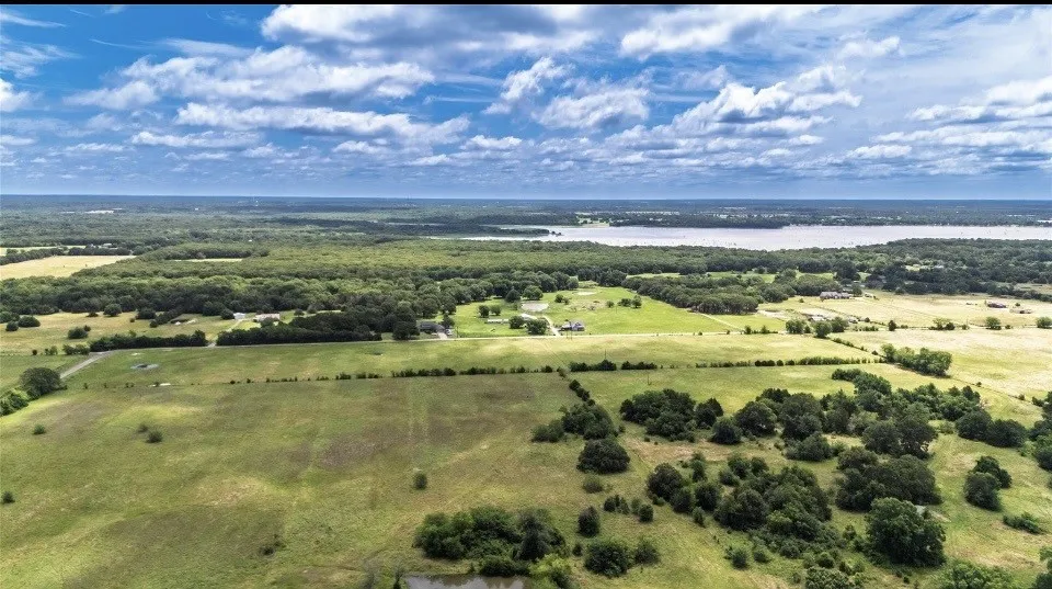 Single Family Residence For Sale in Hunt County , 5452 COUNTY ROAD 3521, Quinlan, Texas 75474, 3 Bedroom, 3 Bathroom, 2 Garage spaces, 1,775 Sqft, built in 2026, mls#21376165, Real Estate Agent in Quinlan, Homes For Sale in Hunt county, Homes For Sale in Quinlan, Realtor in Quinlan Texas, Real Estate Brokerage Independent Realty Texas, Luminita Cordes Realtor