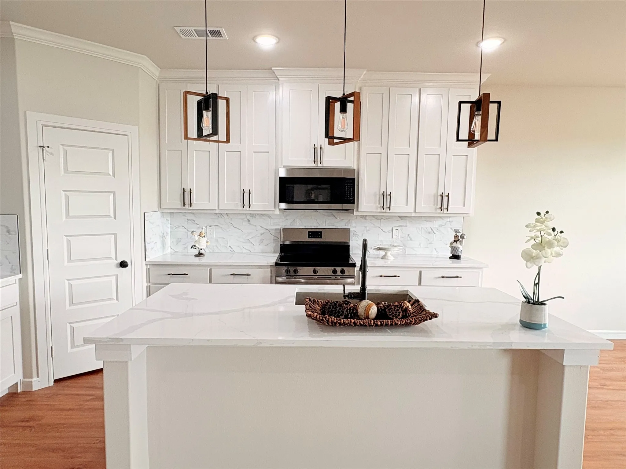 Single Family Residence For Sale in Hunt County , 5452 COUNTY ROAD 3521, Quinlan, Texas 75474, 3 Bedroom, 3 Bathroom, 2 Garage spaces, 1,775 Sqft, built in 2026, mls#21376165, Real Estate Agent in Quinlan, Homes For Sale in Hunt county, Homes For Sale in Quinlan, Realtor in Quinlan Texas, Real Estate Brokerage Independent Realty Texas, Luminita Cordes Realtor