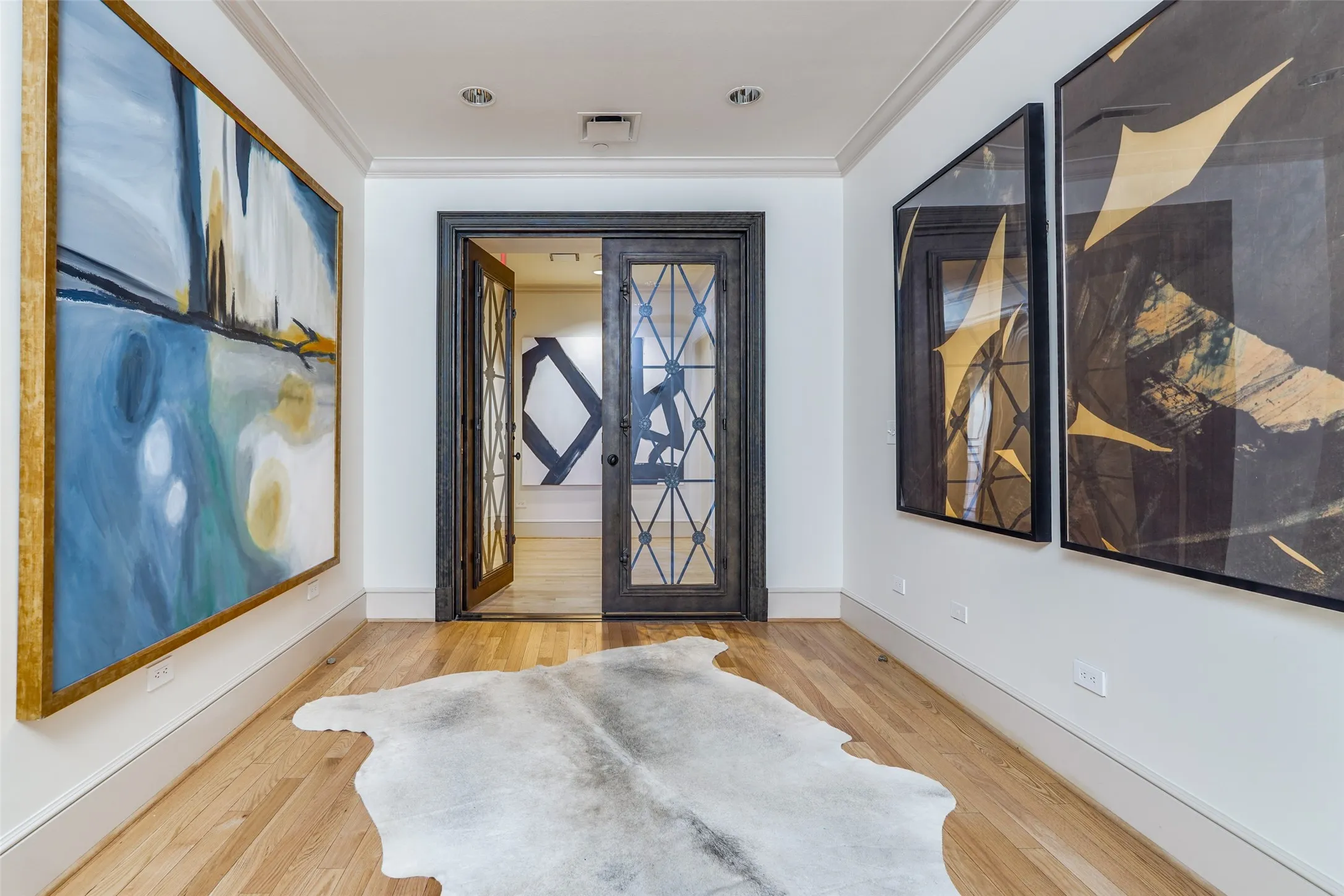 Condominium For Sale in Dallas County , 3505 Turtle Creek Boulevard 2A, Dallas, Texas 75219, 3 Bedroom, 5 Bathroom, 3 Garage spaces, 4,200 Sqft, built in 2000, mls#21376154, Real Estate Agent in Dallas, Homes For Sale in Dallas county, Homes For Sale in Dallas, Realtor in Dallas Texas, Real Estate Brokerage Independent Realty Texas, Luminita Cordes Realtor