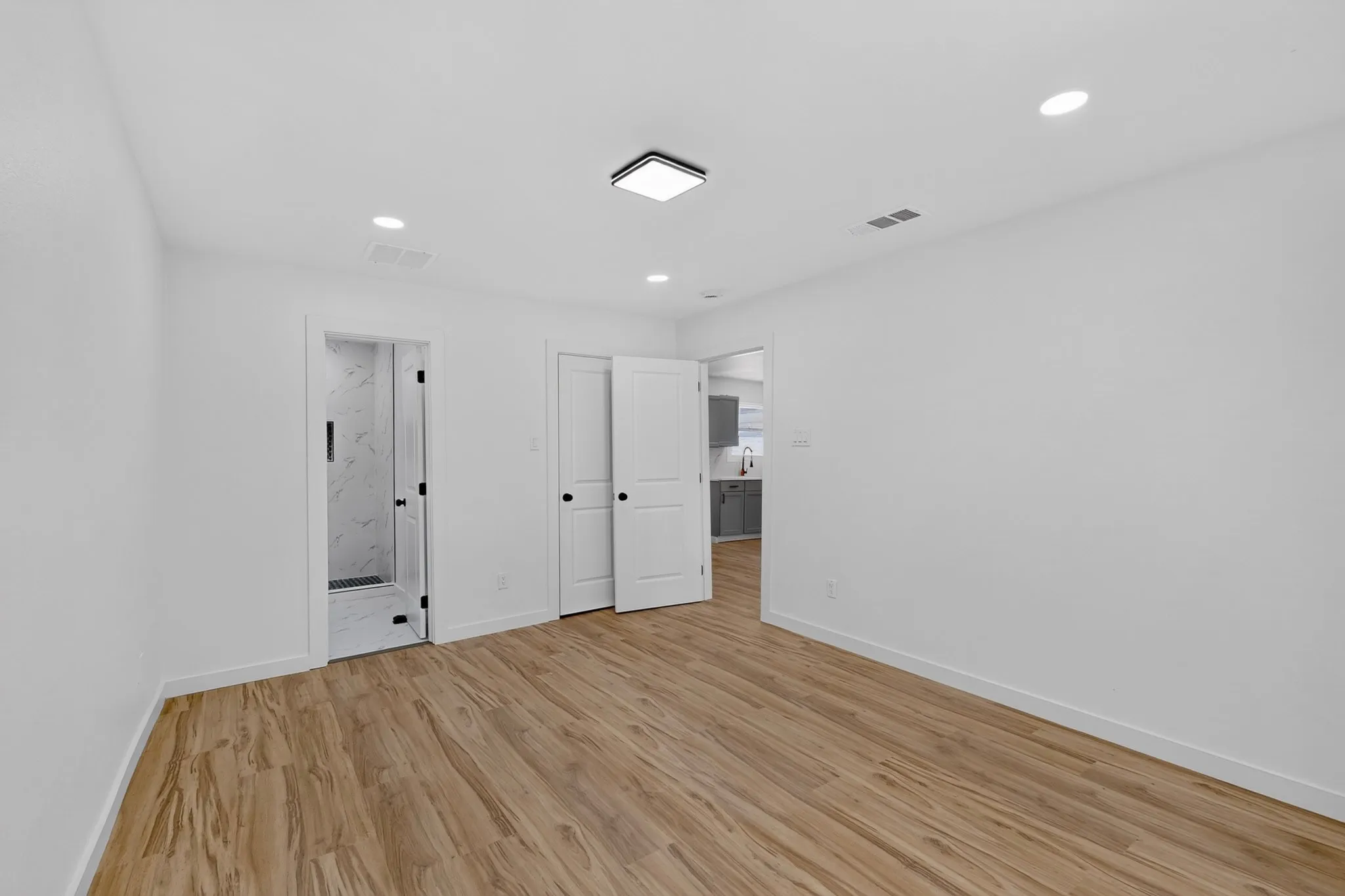 Single Family Residence For Sale in Dallas County , 721 Hall Road, Seagoville, Texas 75159, 4 Bedroom, 2 Bathroom, Garage spaces, 1,440 Sqft, built in 1955, mls#21374469, Real Estate Agent in Seagoville, Homes For Sale in Dallas county, Homes For Sale in Seagoville, Realtor in Seagoville Texas, Real Estate Brokerage Independent Realty Texas, Luminita Cordes Realtor