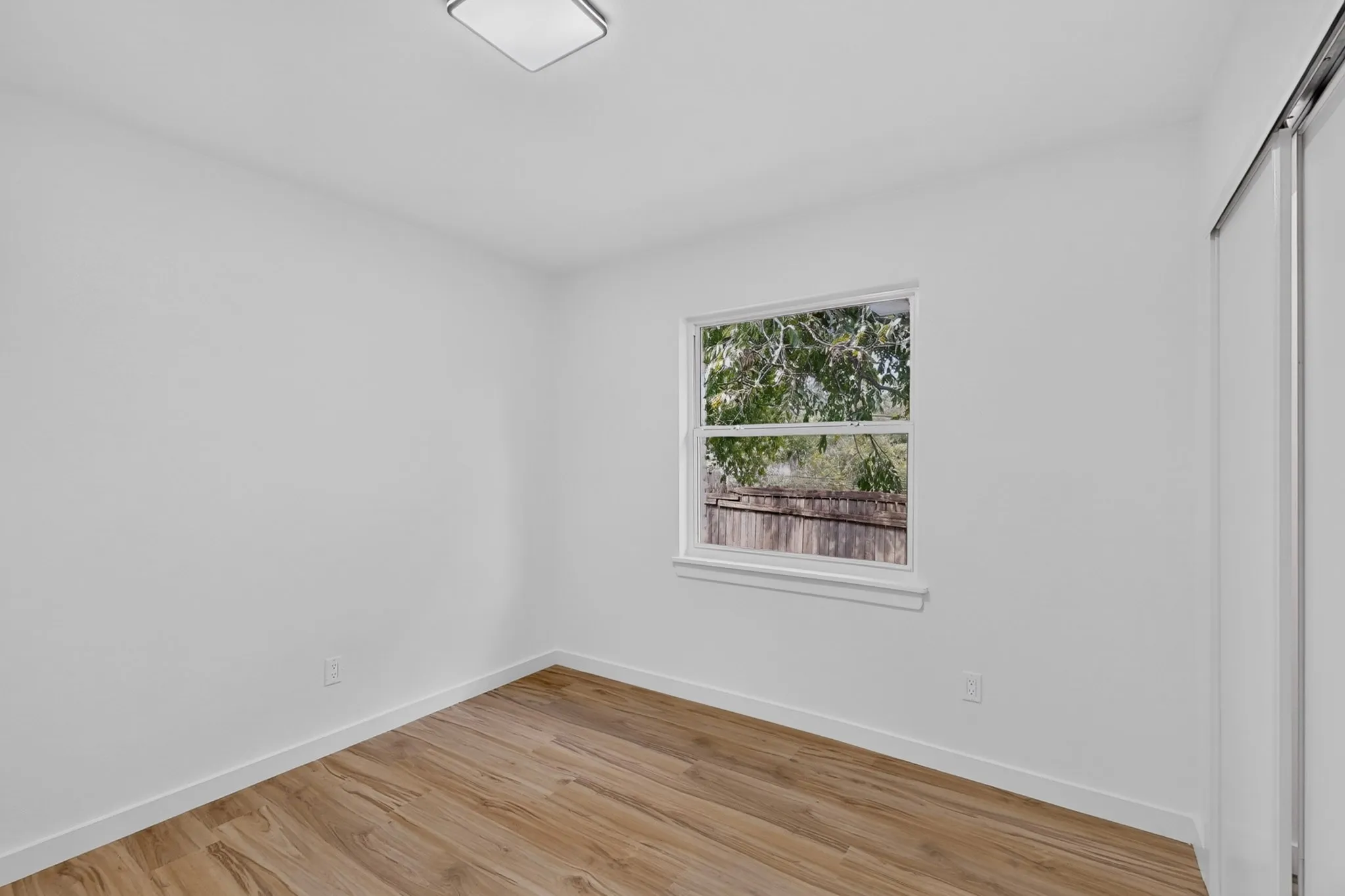 Single Family Residence For Sale in Dallas County , 721 Hall Road, Seagoville, Texas 75159, 4 Bedroom, 2 Bathroom, Garage spaces, 1,440 Sqft, built in 1955, mls#21374469, Real Estate Agent in Seagoville, Homes For Sale in Dallas county, Homes For Sale in Seagoville, Realtor in Seagoville Texas, Real Estate Brokerage Independent Realty Texas, Luminita Cordes Realtor