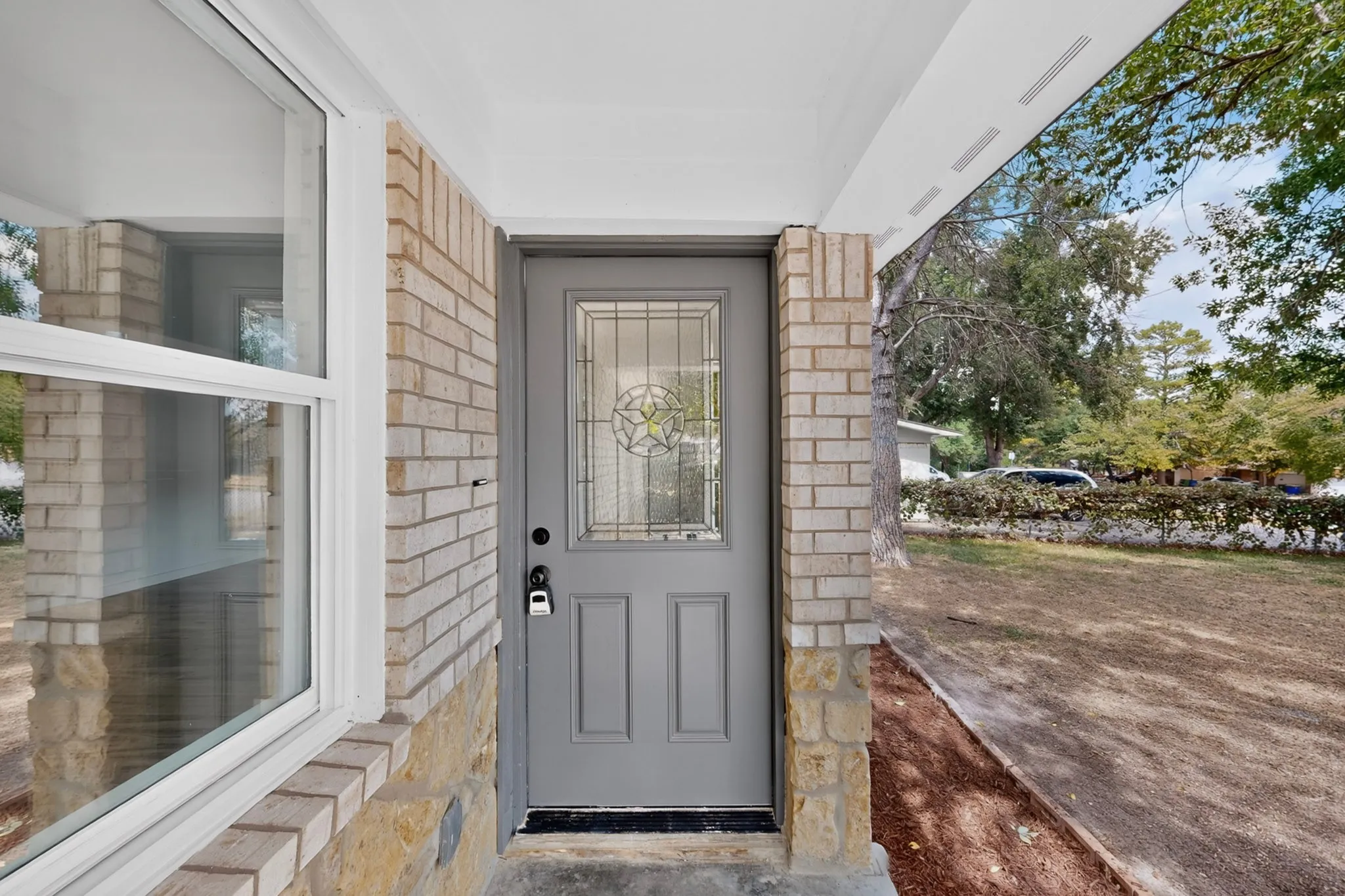 Single Family Residence For Sale in Dallas County , 721 Hall Road, Seagoville, Texas 75159, 4 Bedroom, 2 Bathroom, Garage spaces, 1,440 Sqft, built in 1955, mls#21374469, Real Estate Agent in Seagoville, Homes For Sale in Dallas county, Homes For Sale in Seagoville, Realtor in Seagoville Texas, Real Estate Brokerage Independent Realty Texas, Luminita Cordes Realtor