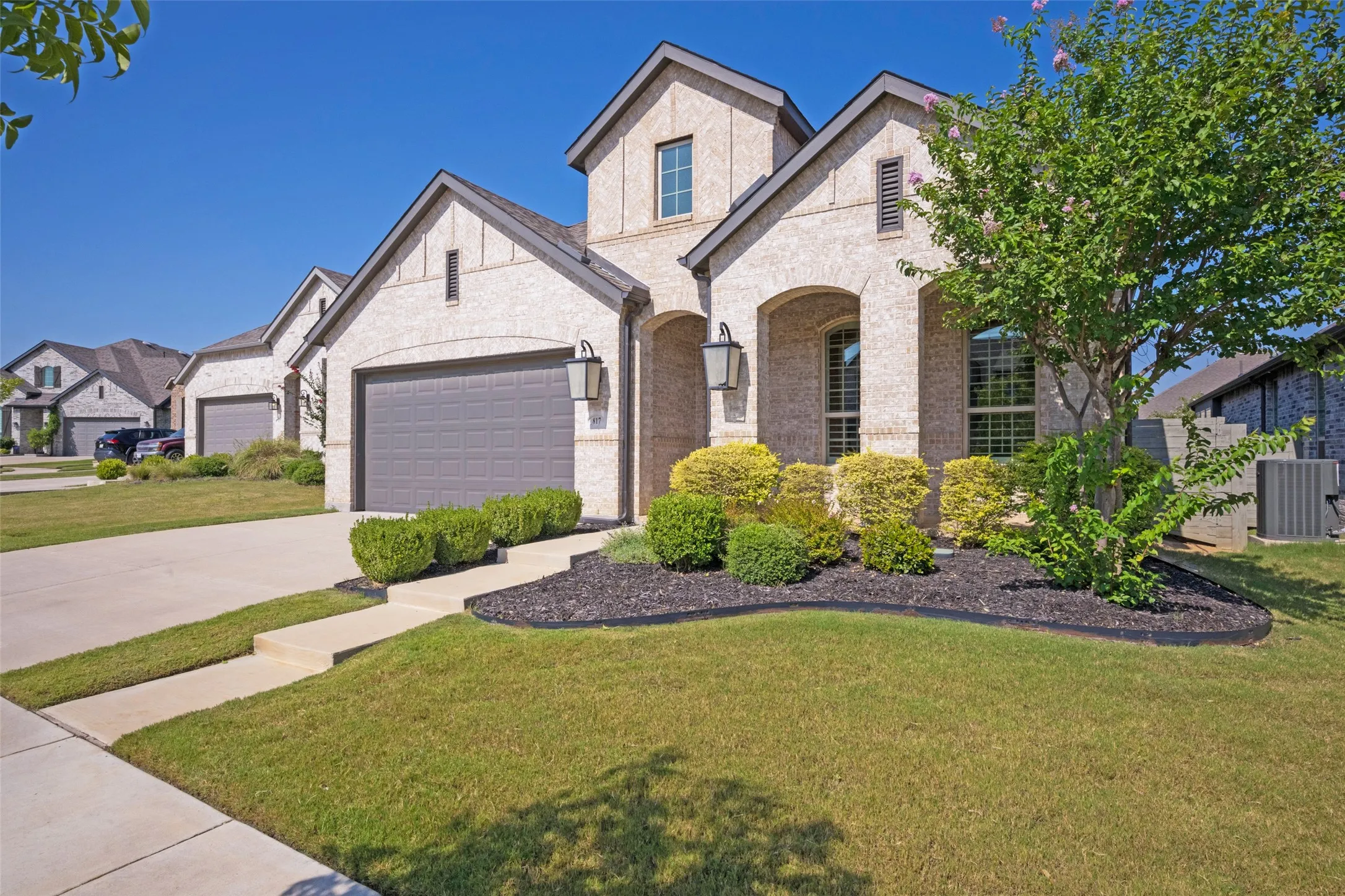 Single Family Residence For Rent in Denton County , 817 Nuthatch Court, Argyle, Texas 76226, 3 Bedroom, 3 Bathroom, 2 Garage spaces, 2,086 Sqft, built in 2020, mls#21376171, Real Estate Agent in Argyle, Homes For Rent in Denton county, Homes For Rent in Argyle, Realtor in Argyle Texas, Real Estate Brokerage Independent Realty Texas, Luminita Cordes Realtor