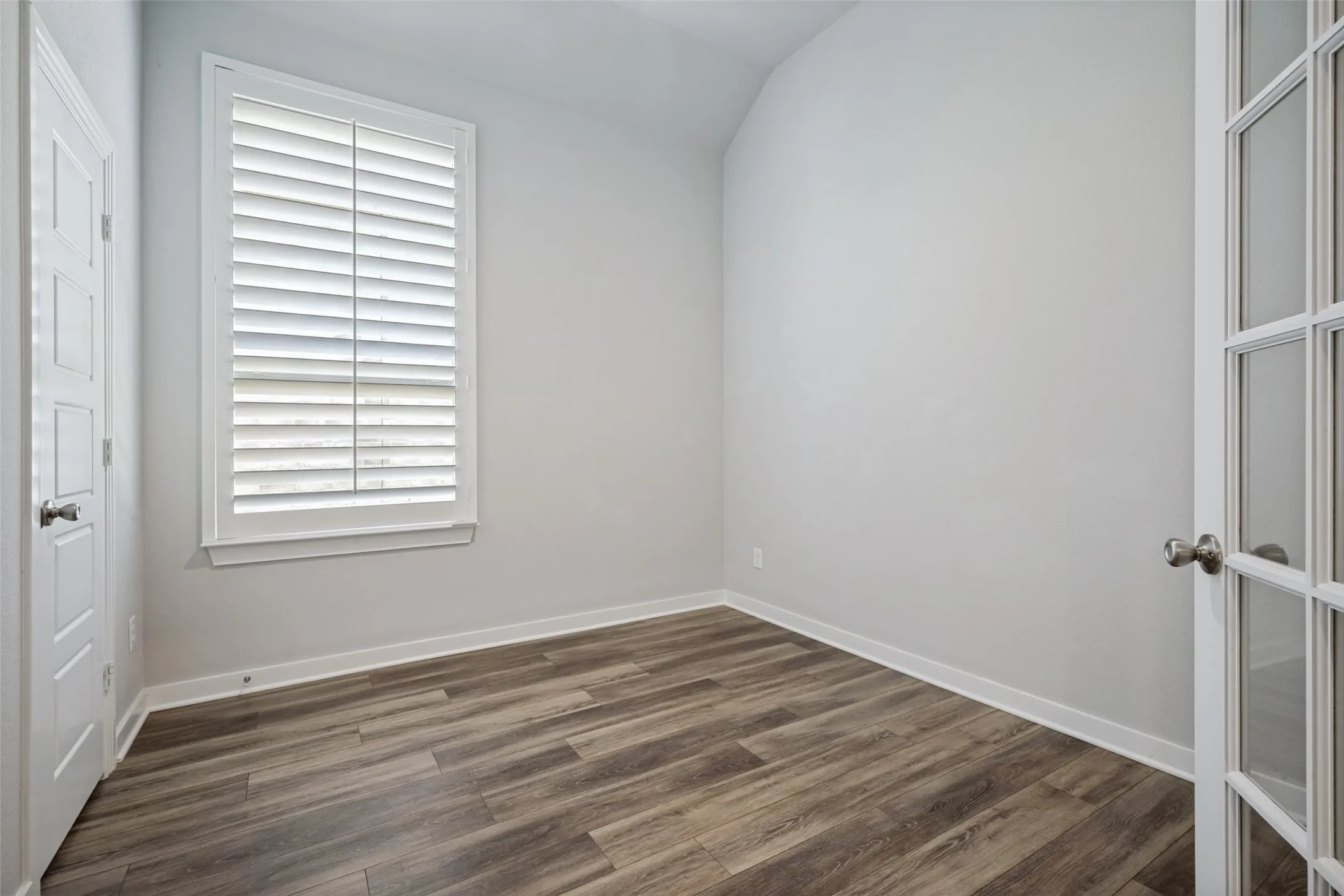 Single Family Residence For Rent in Denton County , 817 Nuthatch Court, Argyle, Texas 76226, 3 Bedroom, 3 Bathroom, 2 Garage spaces, 2,086 Sqft, built in 2020, mls#21376171, Real Estate Agent in Argyle, Homes For Rent in Denton county, Homes For Rent in Argyle, Realtor in Argyle Texas, Real Estate Brokerage Independent Realty Texas, Luminita Cordes Realtor