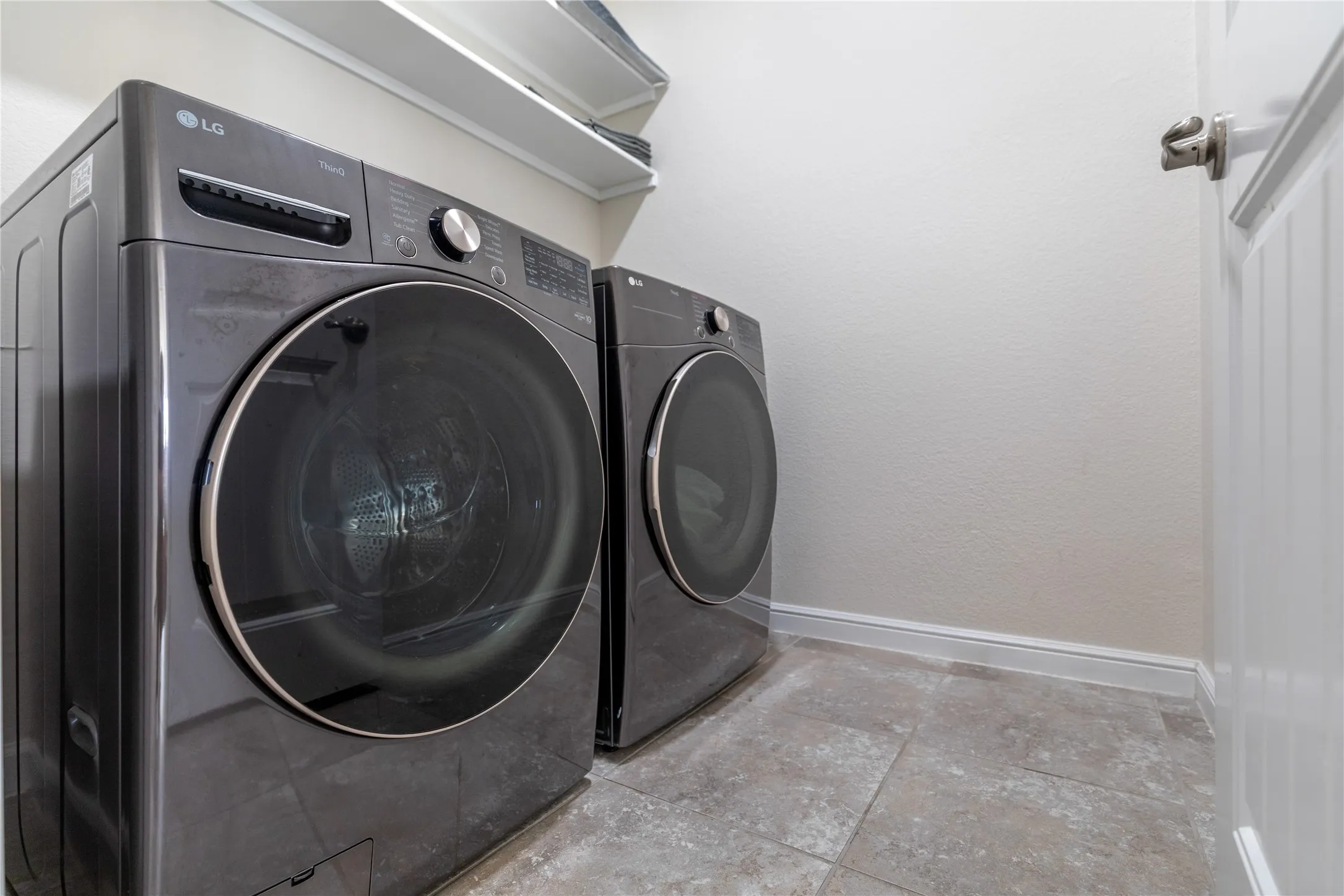 Single Family Residence For Rent in Tarrant County , 1108 Lakin Road, Fort Worth, Texas 76177, 3 Bedroom, 2 Bathroom, 2 Garage spaces, 1,695 Sqft, built in 2018, mls#21374256, Real Estate Agent in Fort Worth, Homes For Rent in Tarrant county, Homes For Rent in Fort Worth, Realtor in Fort Worth Texas, Real Estate Brokerage Independent Realty Texas, Luminita Cordes Realtor