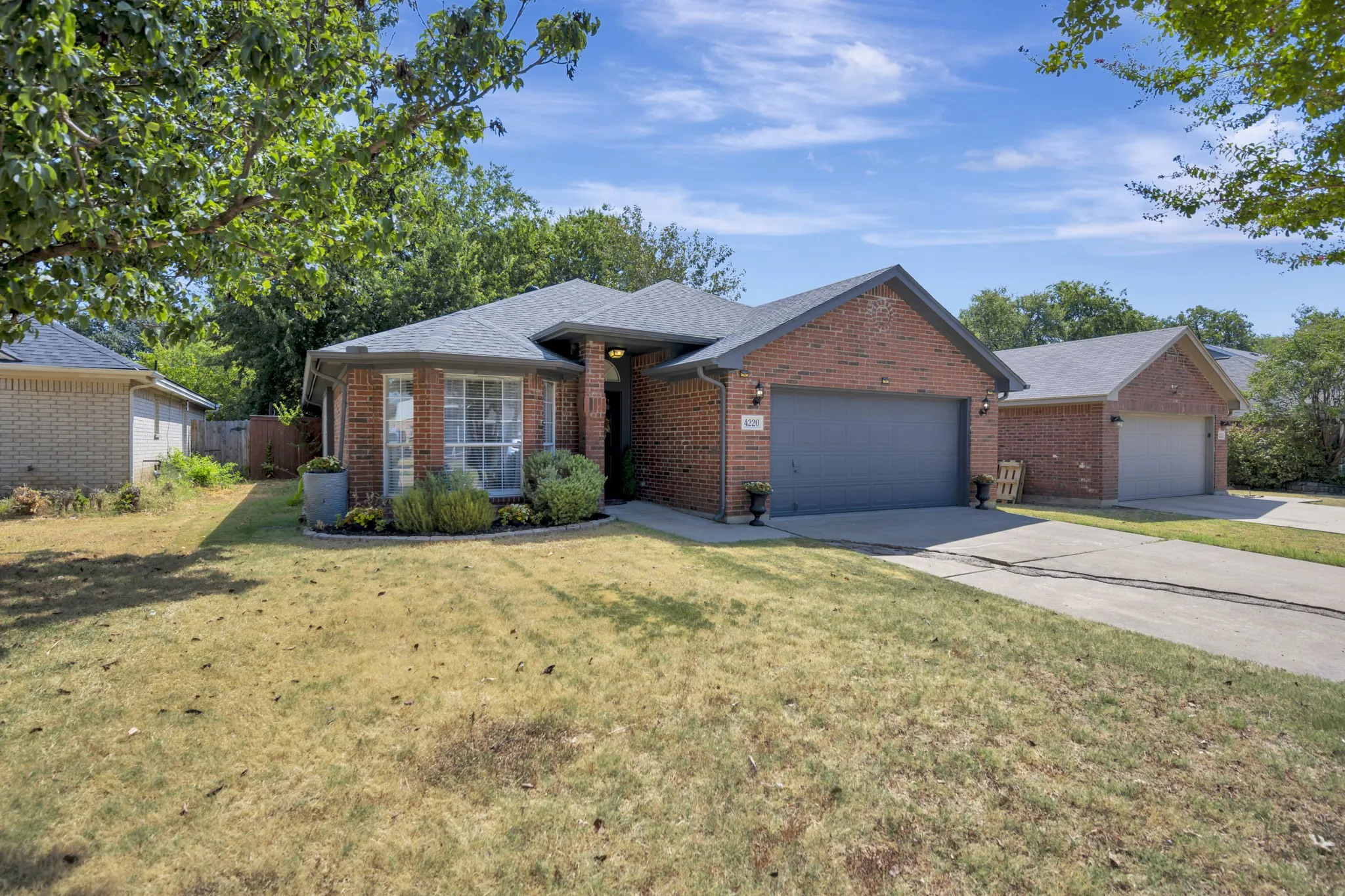 Single Family Residence For Sale in Tarrant County , 4220 Maryanne Place, Haltom City, Texas 76137, 3 Bedroom, 2 Bathroom, 2 Garage spaces, 1,714 Sqft, built in 1993, mls#21372171, Real Estate Agent in Haltom City, Homes For Sale in Tarrant county, Homes For Sale in Haltom City, Realtor in Haltom City Texas, Real Estate Brokerage Independent Realty Texas, Luminita Cordes Realtor