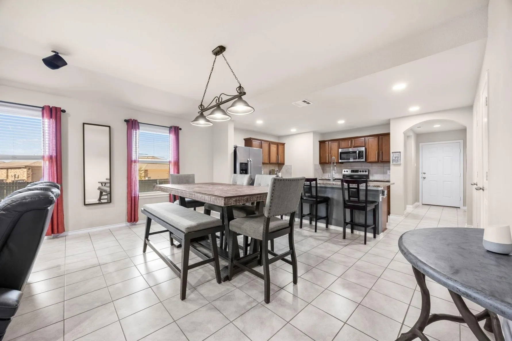 Single Family Residence For Rent in Collin County , 1400 Chrome Street, Princeton, Texas 75407, 4 Bedroom, 2 Bathroom, 2 Garage spaces, 1,891 Sqft, built in 2017, mls#21376183, Real Estate Agent in Princeton, Homes For Rent in Collin county, Homes For Rent in Princeton, Realtor in Princeton Texas, Real Estate Brokerage Independent Realty Texas, Luminita Cordes Realtor