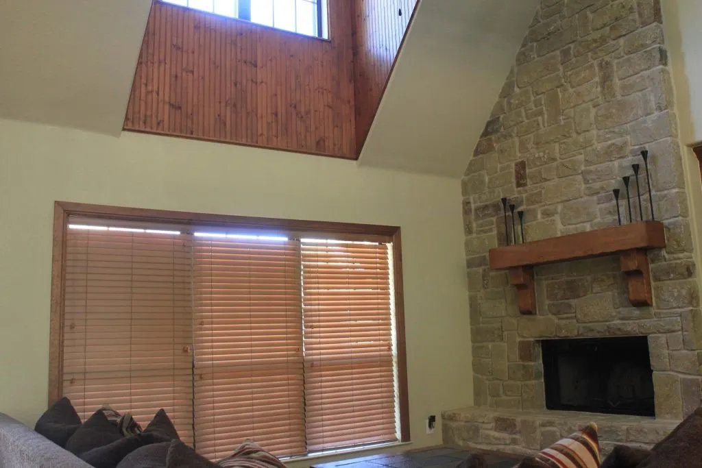Single Family Residence For Sale in Wise County , 197 E Bay Drive, Bridgeport, Texas 76426, 4 Bedroom, 3 Bathroom, 2 Garage spaces, 2,443 Sqft, built in 2005, mls#21376144, Real Estate Agent in Bridgeport, Homes For Sale in Wise county, Homes For Sale in Bridgeport, Realtor in Bridgeport Texas, Real Estate Brokerage Independent Realty Texas, Luminita Cordes Realtor