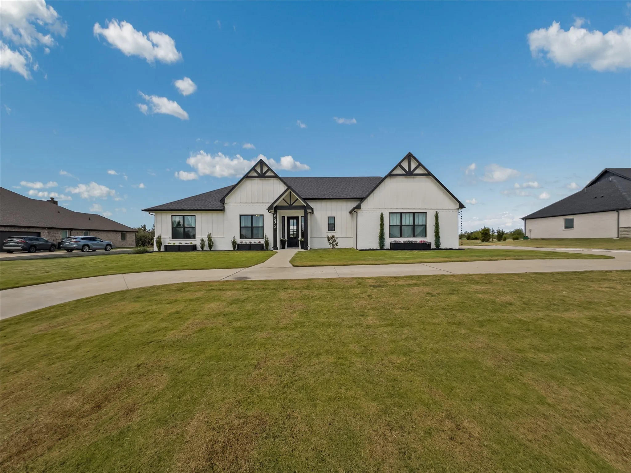 Single Family Residence For Sale in Hunt County , 6232 Purple English Oak Court, Royse City, Texas 75189, 4 Bedroom, 3 Bathroom, 2 Garage spaces, 2,716 Sqft, built in 2022, mls#21371202, Real Estate Agent in Royse City, Homes For Sale in Hunt county, Homes For Sale in Royse City, Realtor in Royse City Texas, Real Estate Brokerage Independent Realty Texas, Luminita Cordes Realtor