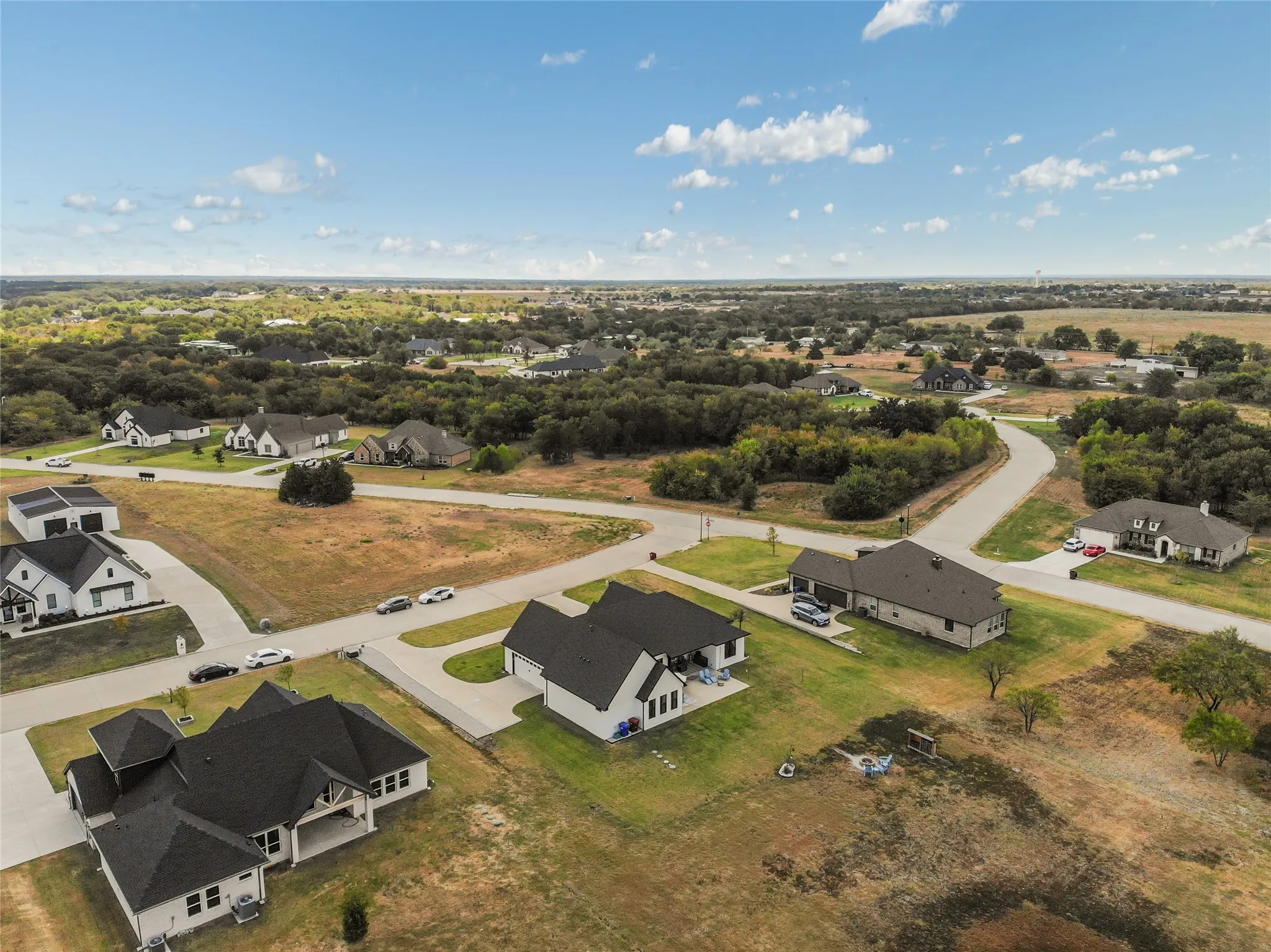 Single Family Residence For Sale in Hunt County , 6232 Purple English Oak Court, Royse City, Texas 75189, 4 Bedroom, 3 Bathroom, 2 Garage spaces, 2,716 Sqft, built in 2022, mls#21371202, Real Estate Agent in Royse City, Homes For Sale in Hunt county, Homes For Sale in Royse City, Realtor in Royse City Texas, Real Estate Brokerage Independent Realty Texas, Luminita Cordes Realtor