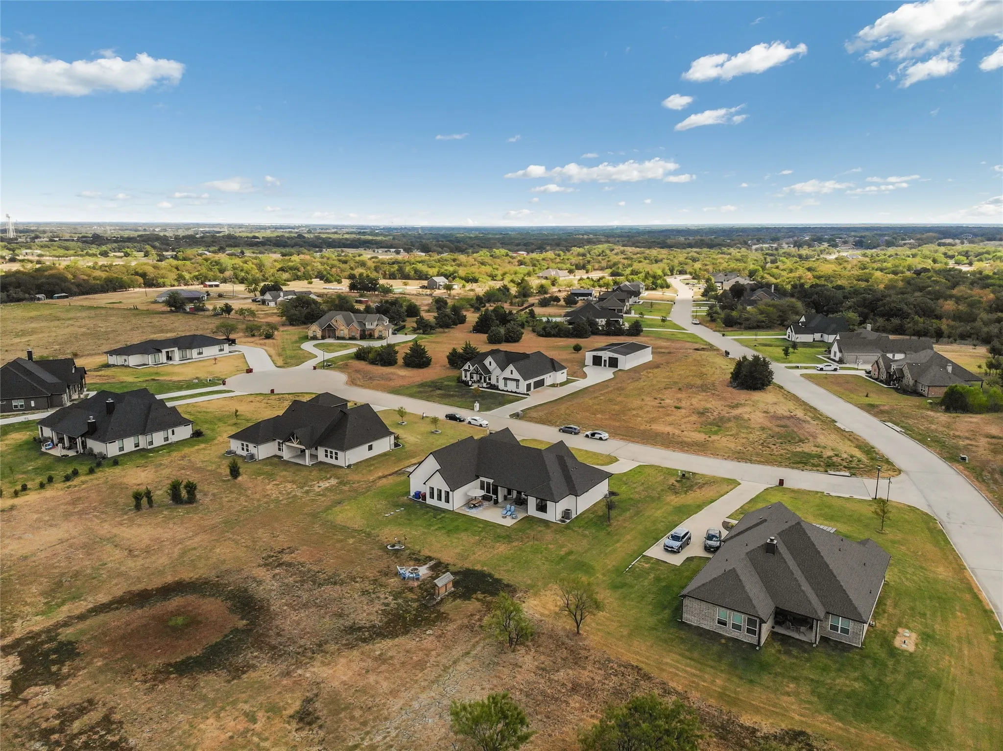 Single Family Residence For Sale in Hunt County , 6232 Purple English Oak Court, Royse City, Texas 75189, 4 Bedroom, 3 Bathroom, 2 Garage spaces, 2,716 Sqft, built in 2022, mls#21371202, Real Estate Agent in Royse City, Homes For Sale in Hunt county, Homes For Sale in Royse City, Realtor in Royse City Texas, Real Estate Brokerage Independent Realty Texas, Luminita Cordes Realtor