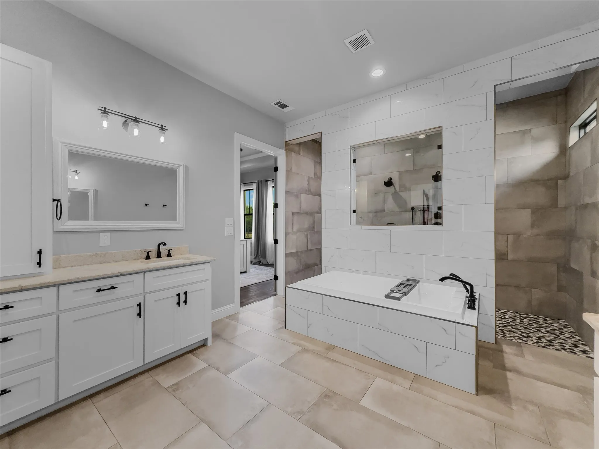 Single Family Residence For Sale in Hunt County , 6232 Purple English Oak Court, Royse City, Texas 75189, 4 Bedroom, 3 Bathroom, 2 Garage spaces, 2,716 Sqft, built in 2022, mls#21371202, Real Estate Agent in Royse City, Homes For Sale in Hunt county, Homes For Sale in Royse City, Realtor in Royse City Texas, Real Estate Brokerage Independent Realty Texas, Luminita Cordes Realtor