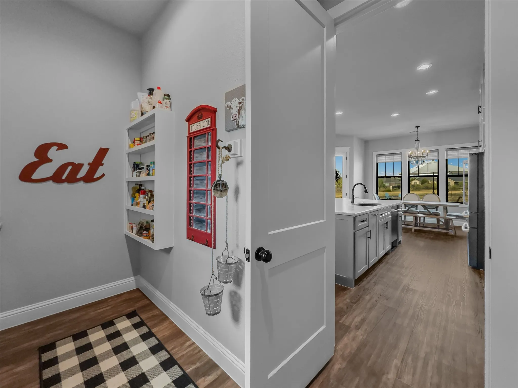 This walk in pantry is to die for!