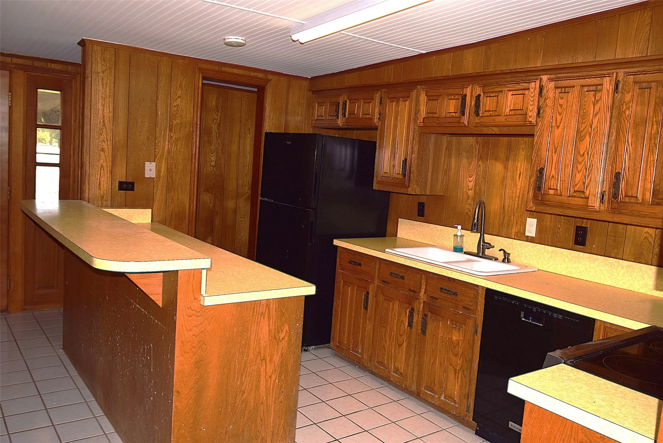 Single Family Residence For Rent in Kaufman County , 2222 CR-134, Kaufman, Texas 75142, 3 Bedroom, 3 Bathroom, 2 Garage spaces, 1,496 Sqft, built in 1970, mls#21376193, Real Estate Agent in Kaufman, Homes For Rent in Kaufman county, Homes For Rent in Kaufman, Realtor in Kaufman Texas, Real Estate Brokerage Independent Realty Texas, Luminita Cordes Realtor