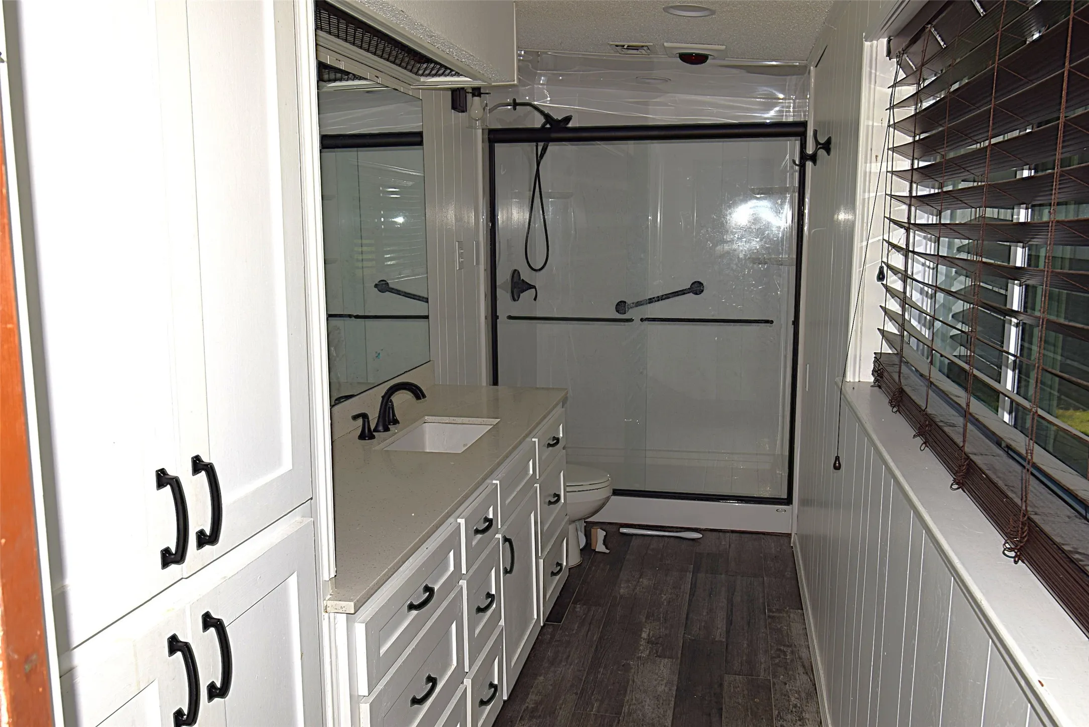 Single Family Residence For Rent in Kaufman County , 2222 CR-134, Kaufman, Texas 75142, 3 Bedroom, 3 Bathroom, 2 Garage spaces, 1,496 Sqft, built in 1970, mls#21376193, Real Estate Agent in Kaufman, Homes For Rent in Kaufman county, Homes For Rent in Kaufman, Realtor in Kaufman Texas, Real Estate Brokerage Independent Realty Texas, Luminita Cordes Realtor