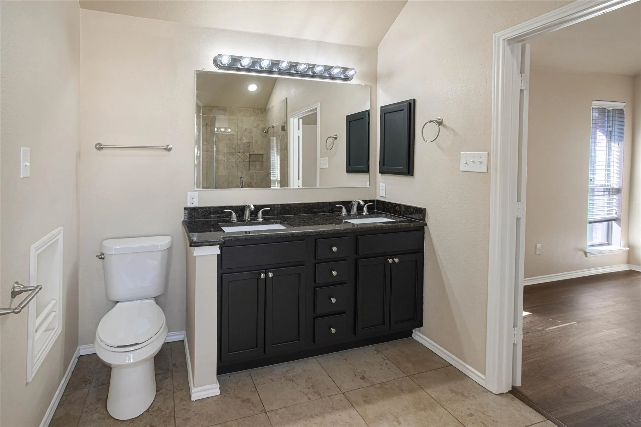 Single Family Residence For Rent in Denton County , 2508 Lakeshore Drive, Flower Mound, Texas 75028, 3 Bedroom, 2 Bathroom, 2 Garage spaces, 1,428 Sqft, built in 1992, mls#21348065, Real Estate Agent in Flower Mound, Homes For Rent in Denton county, Homes For Rent in Flower Mound, Realtor in Flower Mound Texas, Real Estate Brokerage Independent Realty Texas, Luminita Cordes Realtor