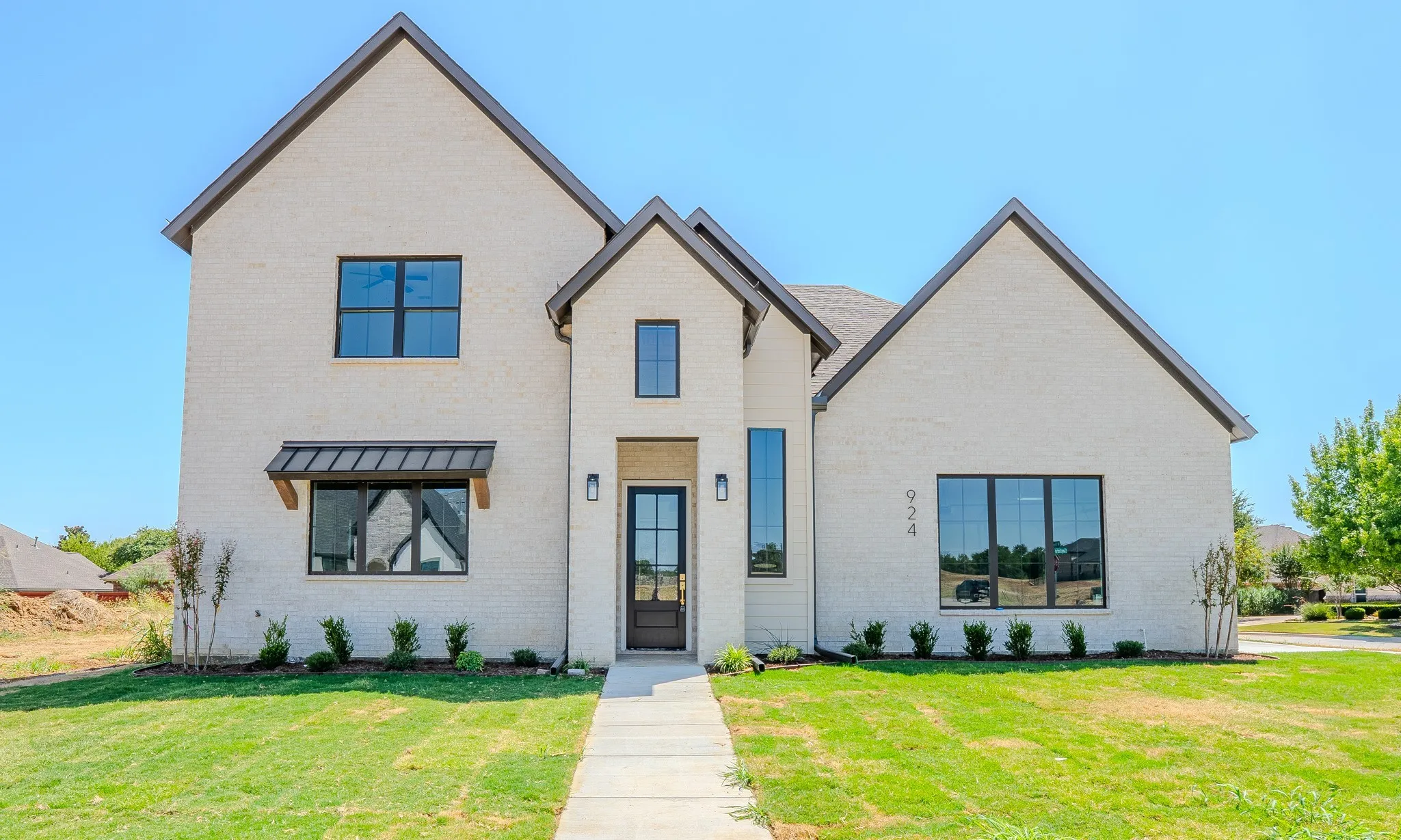 Single Family Residence For Sale in Tarrant County , 924 Claystone Ridge Drive, Fort Worth, Texas 76028, 4 Bedroom, 3 Bathroom, 2 Garage spaces, 2,711 Sqft, built in 2026, mls#21376219, Real Estate Agent in Fort Worth, Homes For Sale in Tarrant county, Homes For Sale in Fort Worth, Realtor in Fort Worth Texas, Real Estate Brokerage Independent Realty Texas, Luminita Cordes Realtor
