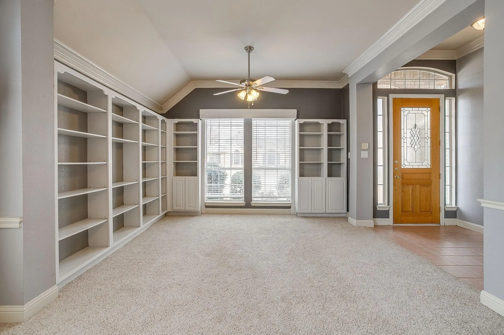 Single Family Residence For Sale in Tarrant County , 420 Vasey Oak Drive, Keller, Texas 76248, 3 Bedroom, 3 Bathroom, 2 Garage spaces, 2,895 Sqft, built in 1995, mls#21376002, Real Estate Agent in Keller, Homes For Sale in Tarrant county, Homes For Sale in Keller, Realtor in Keller Texas, Real Estate Brokerage Independent Realty Texas, Luminita Cordes Realtor