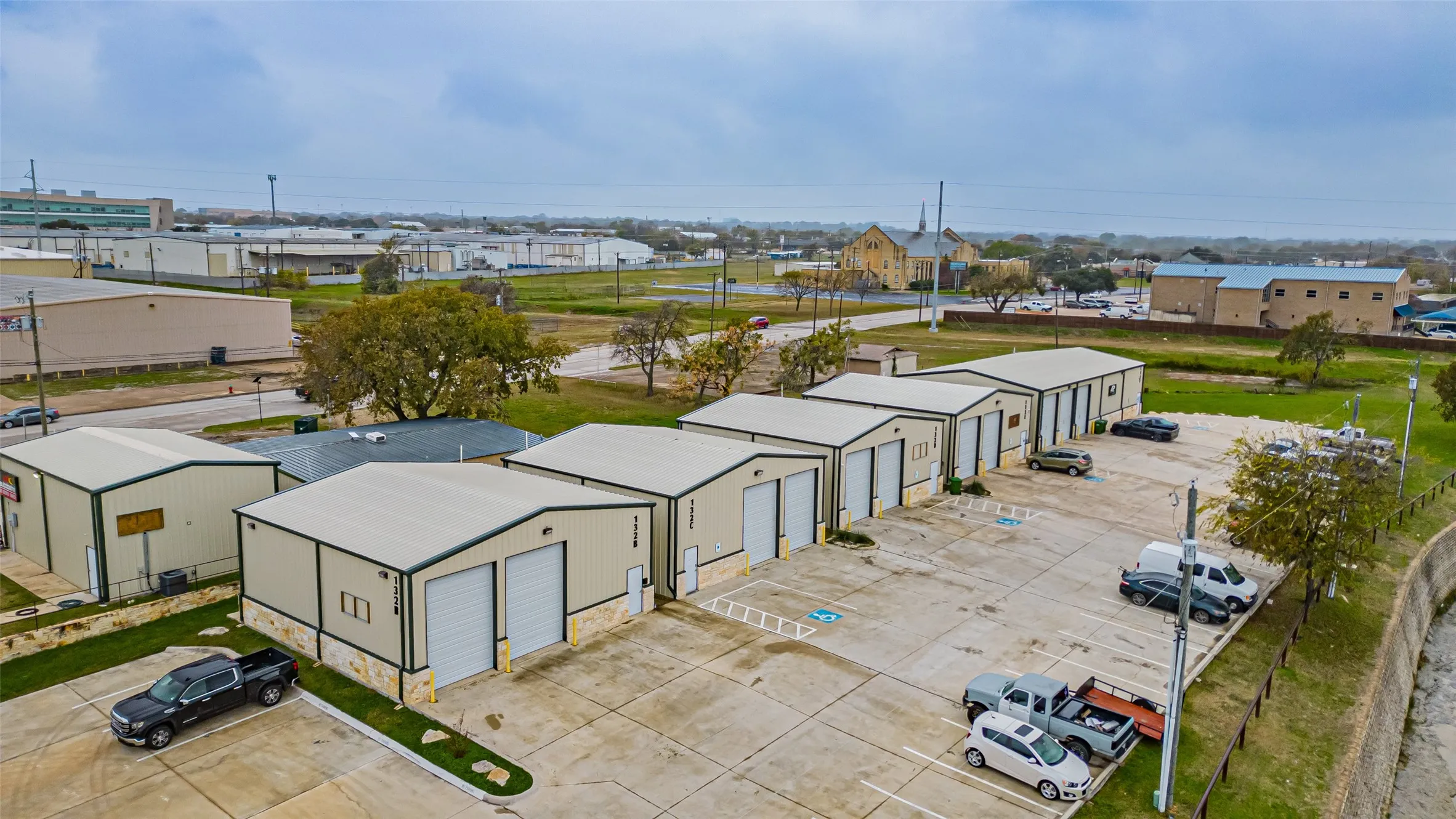Warehouse For Rent in Tarrant County , 132 N Grants Lane C, White Settlement, Texas 76108, 0, 0, Garage spaces, 0 Sqft, built in 2018, mls#21376180, Real Estate Agent in White Settlement, Homes For Rent in Tarrant county, Homes For Rent in White Settlement, Realtor in White Settlement Texas, Real Estate Brokerage Independent Realty Texas, Luminita Cordes Realtor