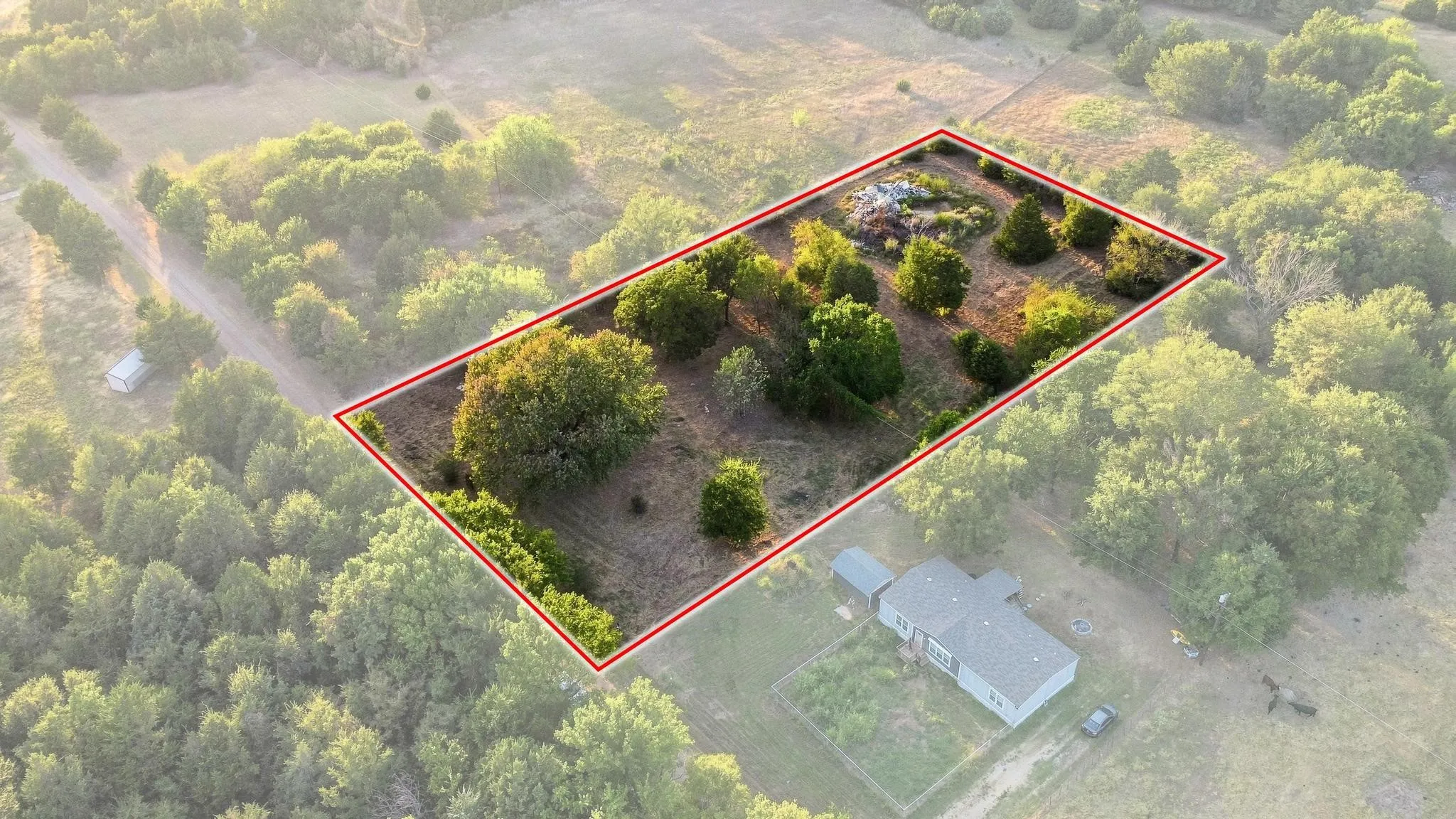 Improved Land For Sale in Fannin County , 117 W Pecan Street, Ravenna, Texas 75476, 0, 0, Garage spaces, 0 Sqft, built in 0, mls#21375605, Real Estate Agent in Ravenna, Homes For Sale in Fannin county, Homes For Sale in Ravenna, Realtor in Ravenna Texas, Real Estate Brokerage Independent Realty Texas, Luminita Cordes Realtor
