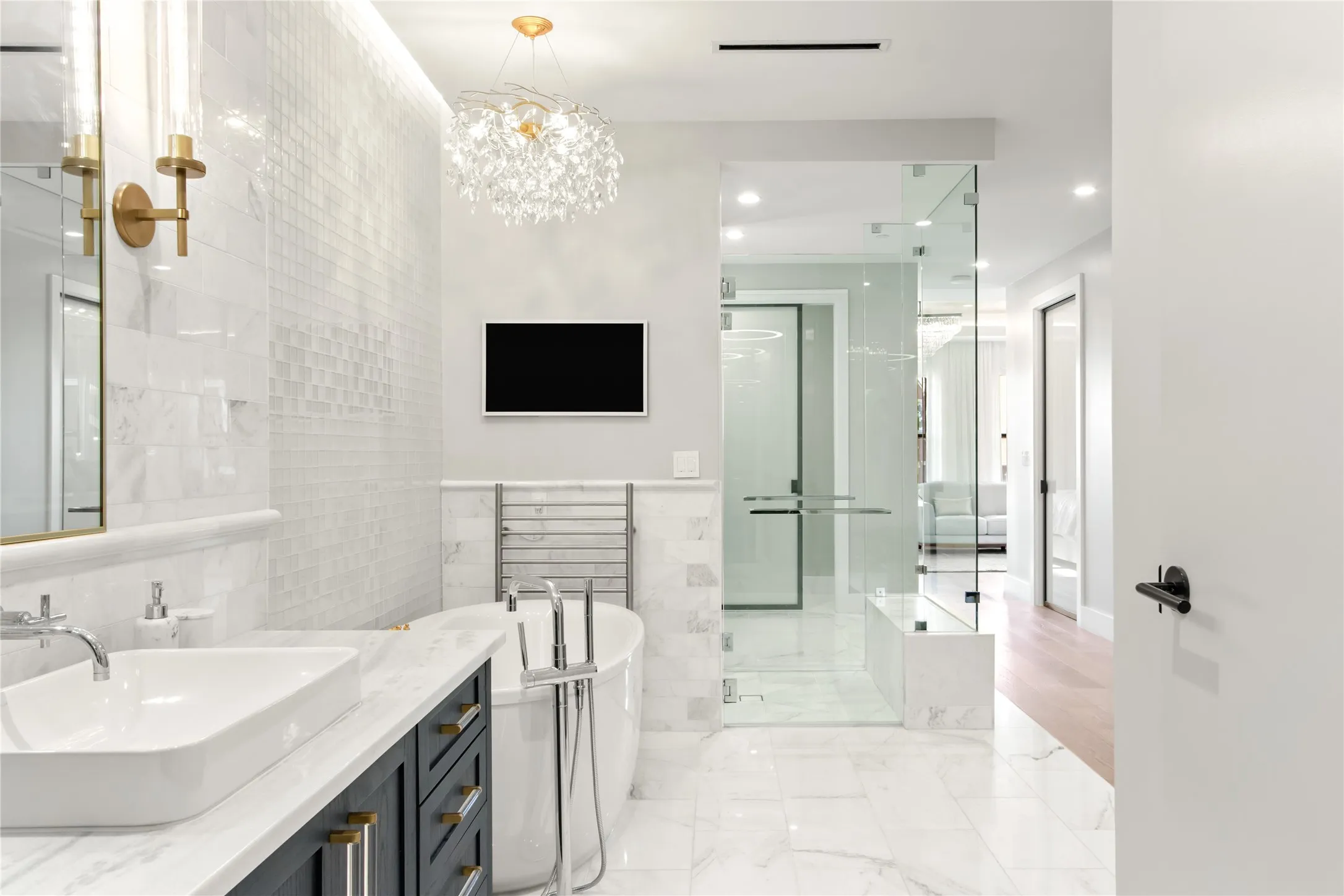 Condominium For Sale in Tarrant County , 350 Central Avenue 306, Southlake, Texas 76092, 3 Bedroom, 3 Bathroom, 2 Garage spaces, 2,470 Sqft, built in 2021, mls#21375869, Real Estate Agent in Southlake, Homes For Sale in Tarrant county, Homes For Sale in Southlake, Realtor in Southlake Texas, Real Estate Brokerage Independent Realty Texas, Luminita Cordes Realtor