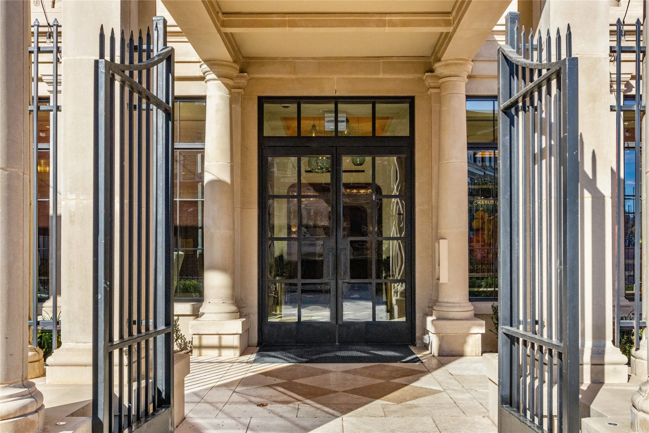 Condominium For Sale in Tarrant County , 350 Central Avenue 306, Southlake, Texas 76092, 3 Bedroom, 3 Bathroom, 2 Garage spaces, 2,470 Sqft, built in 2021, mls#21375869, Real Estate Agent in Southlake, Homes For Sale in Tarrant county, Homes For Sale in Southlake, Realtor in Southlake Texas, Real Estate Brokerage Independent Realty Texas, Luminita Cordes Realtor