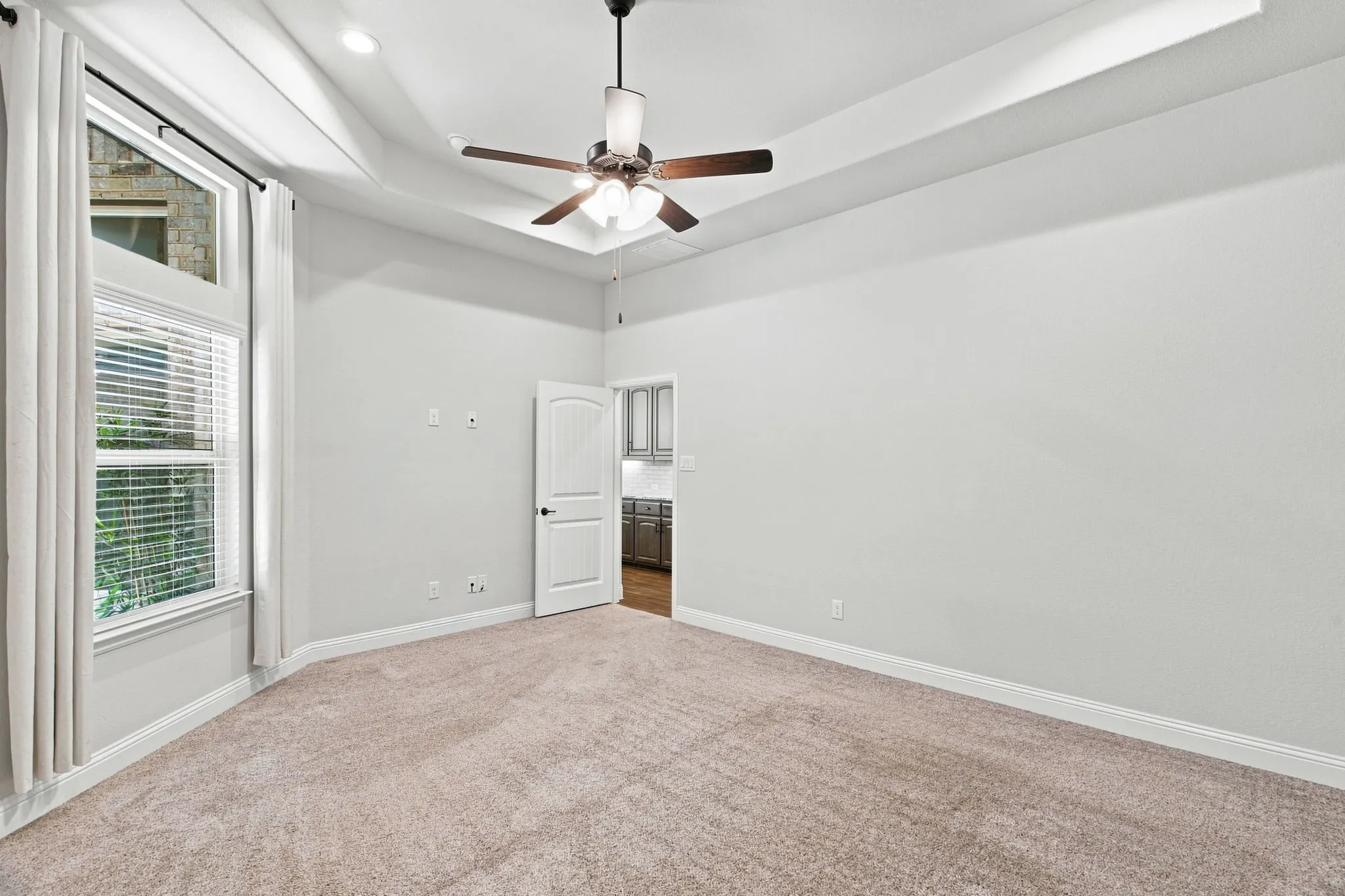 Single Family Residence For Sale in Denton County , 908 Plaza Lane, Argyle, Texas 76226, 3 Bedroom, 2 Bathroom, 2 Garage spaces, 1,885 Sqft, built in 2019, mls#21376172, Real Estate Agent in Argyle, Homes For Sale in Denton county, Homes For Sale in Argyle, Realtor in Argyle Texas, Real Estate Brokerage Independent Realty Texas, Luminita Cordes Realtor