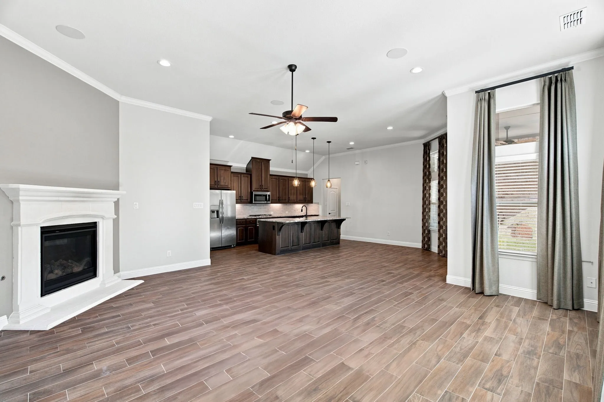 Single Family Residence For Sale in Denton County , 908 Plaza Lane, Argyle, Texas 76226, 3 Bedroom, 2 Bathroom, 2 Garage spaces, 1,885 Sqft, built in 2019, mls#21376172, Real Estate Agent in Argyle, Homes For Sale in Denton county, Homes For Sale in Argyle, Realtor in Argyle Texas, Real Estate Brokerage Independent Realty Texas, Luminita Cordes Realtor