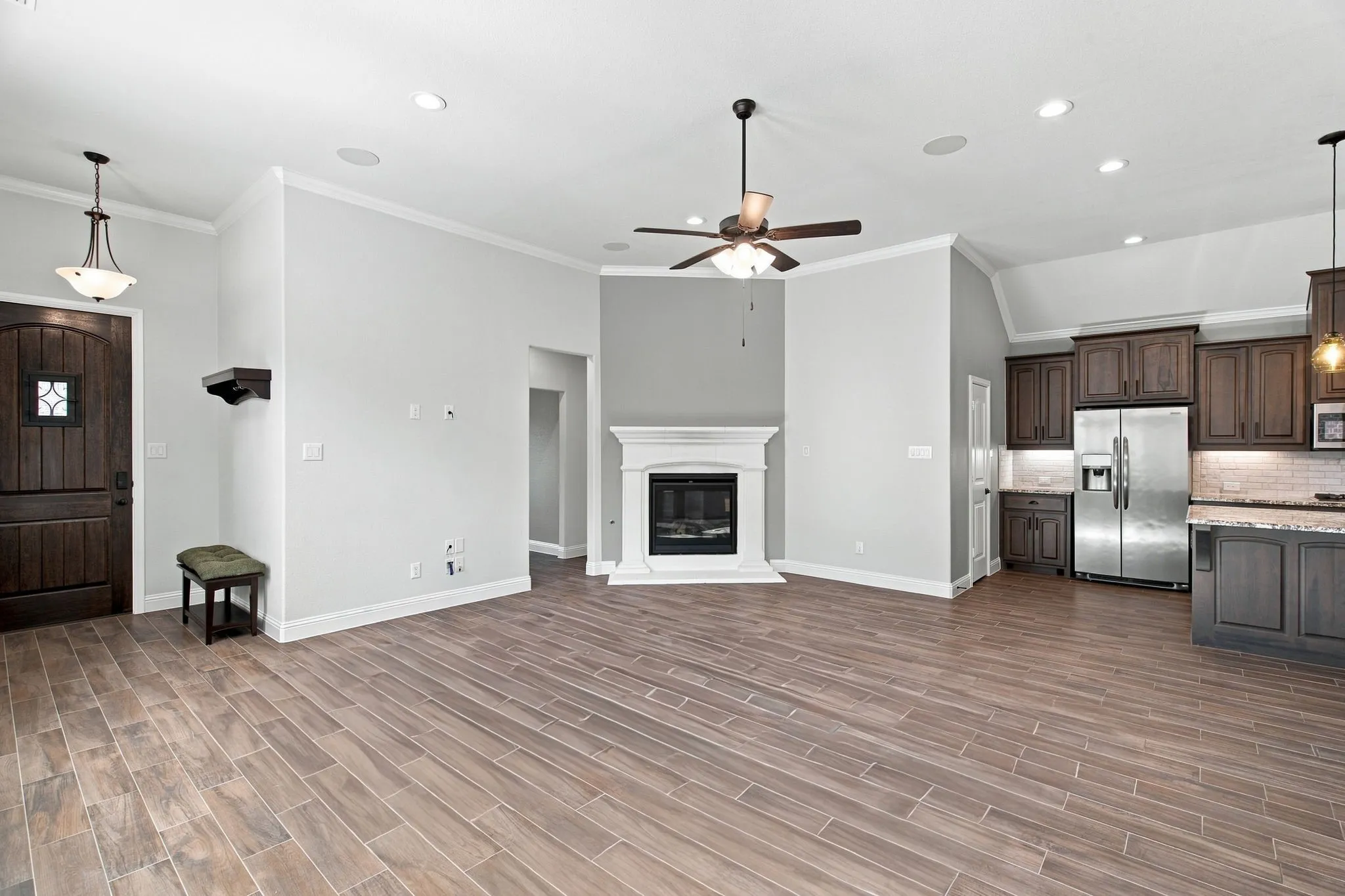 Single Family Residence For Sale in Denton County , 908 Plaza Lane, Argyle, Texas 76226, 3 Bedroom, 2 Bathroom, 2 Garage spaces, 1,885 Sqft, built in 2019, mls#21376172, Real Estate Agent in Argyle, Homes For Sale in Denton county, Homes For Sale in Argyle, Realtor in Argyle Texas, Real Estate Brokerage Independent Realty Texas, Luminita Cordes Realtor