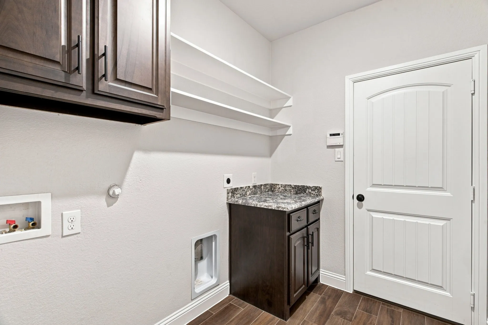 Single Family Residence For Sale in Denton County , 908 Plaza Lane, Argyle, Texas 76226, 3 Bedroom, 2 Bathroom, 2 Garage spaces, 1,885 Sqft, built in 2019, mls#21376172, Real Estate Agent in Argyle, Homes For Sale in Denton county, Homes For Sale in Argyle, Realtor in Argyle Texas, Real Estate Brokerage Independent Realty Texas, Luminita Cordes Realtor